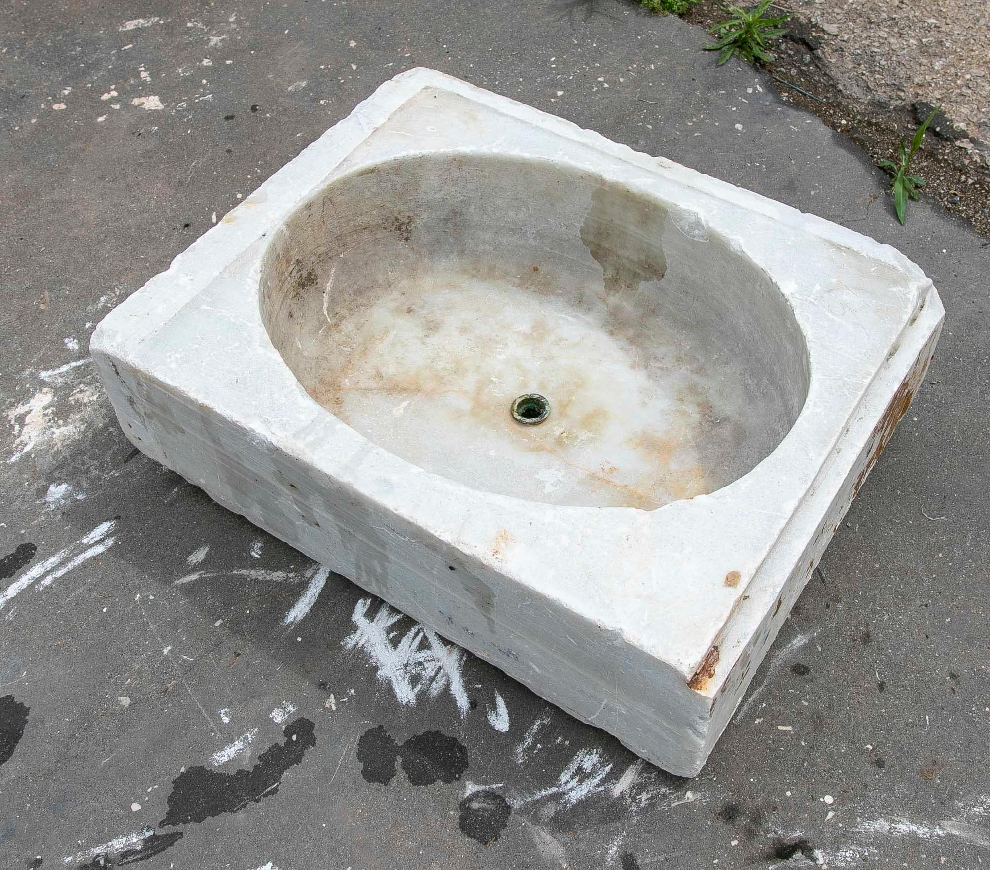 Spanish White Hand Carved Marble Washbasin with One Sink in a Single Block For Sale