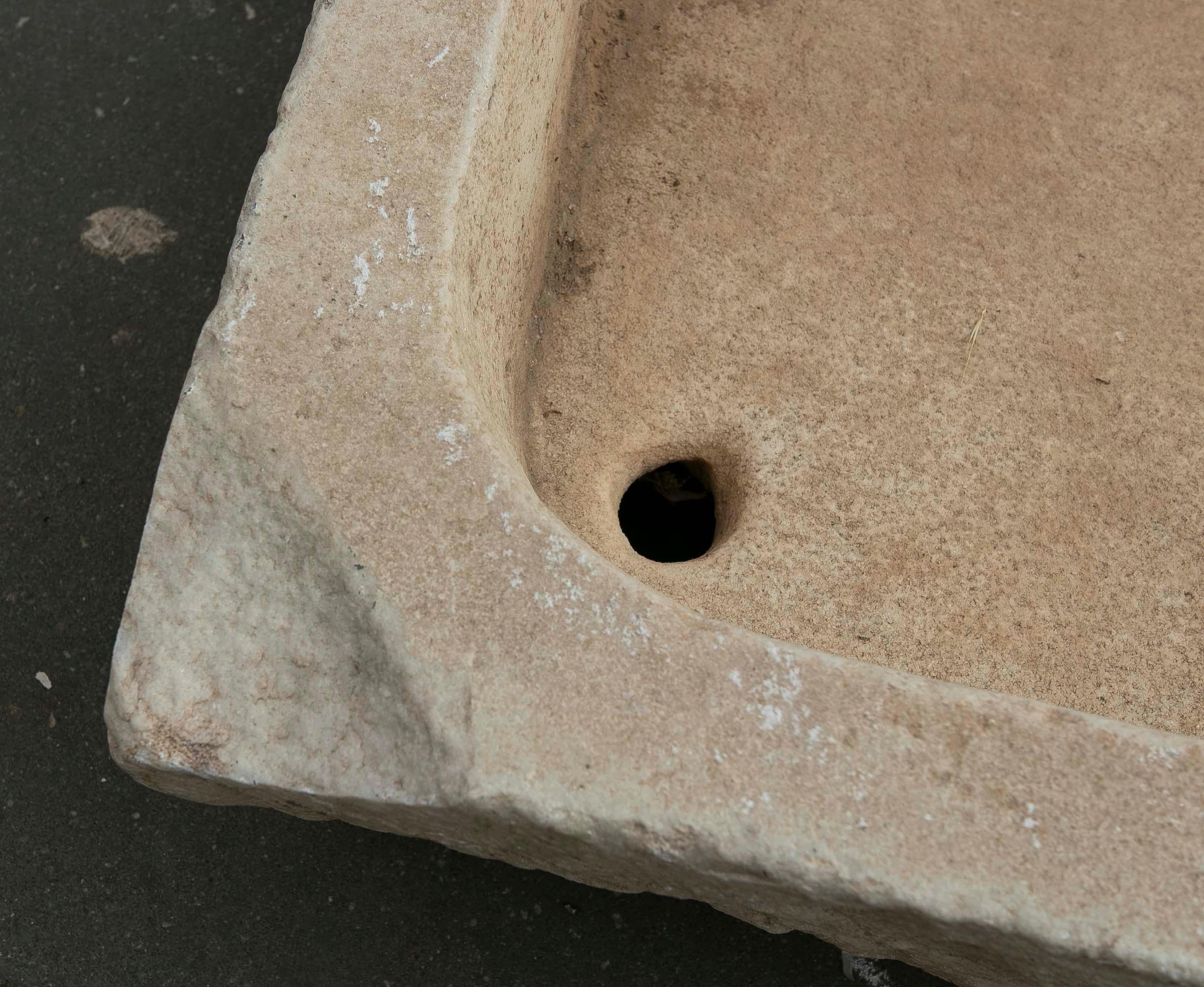 Lavabo de mármol blanco tallado a mano con un fregadero en un solo bloque Mármol en venta