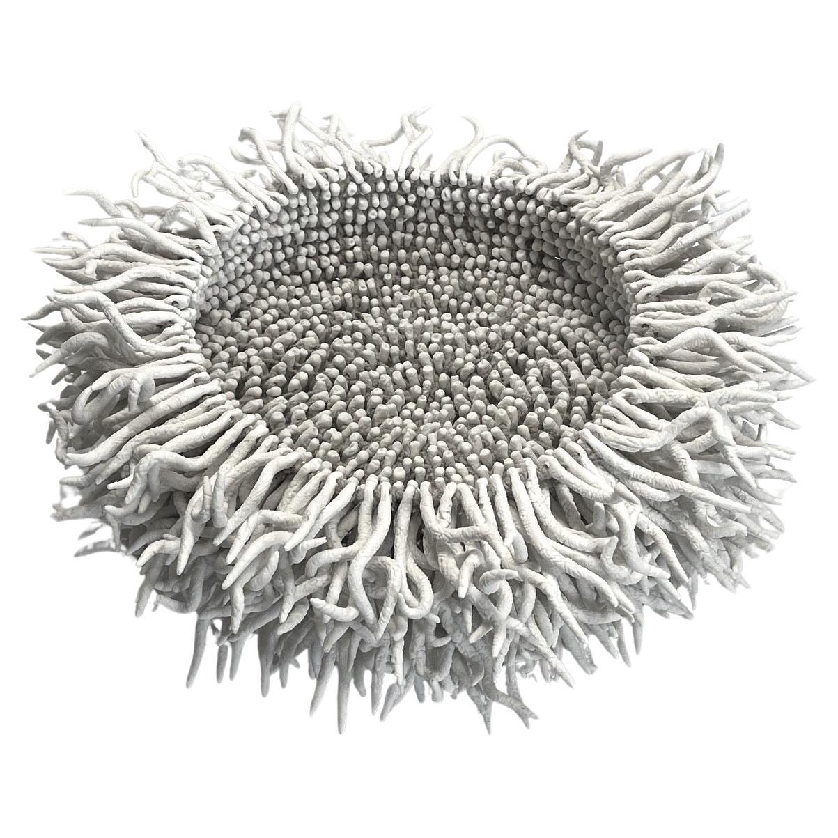 Ciotola scultorea in porcellana bianca fatta a mano, Francia, Contemporaneo