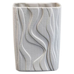 white heinrich porcelain VASE model 2086 matte glaze op art wave relief 1960s