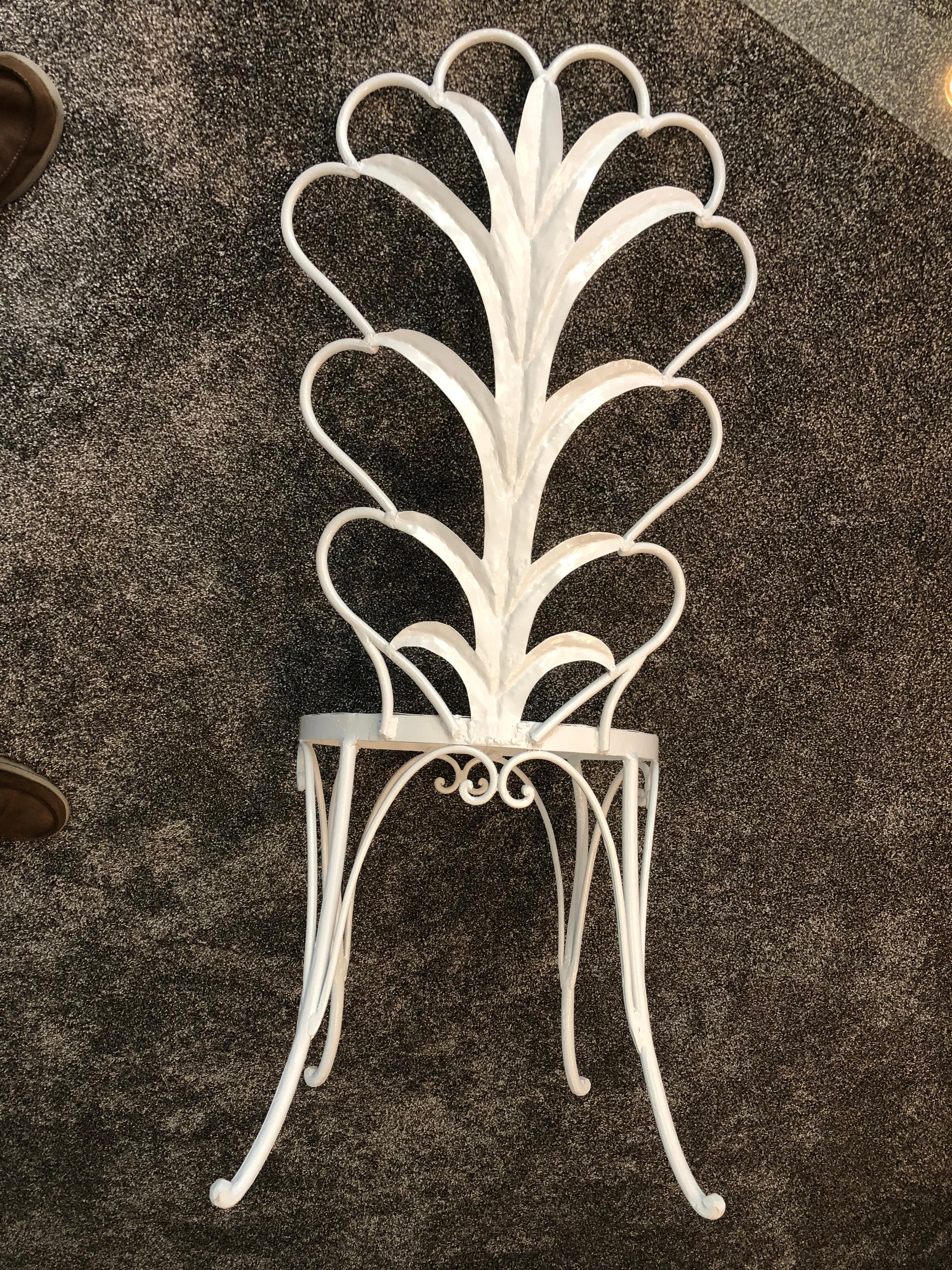 White Hollywood Regency Vanity Chair With Palm Tree Leaves For Sale 9