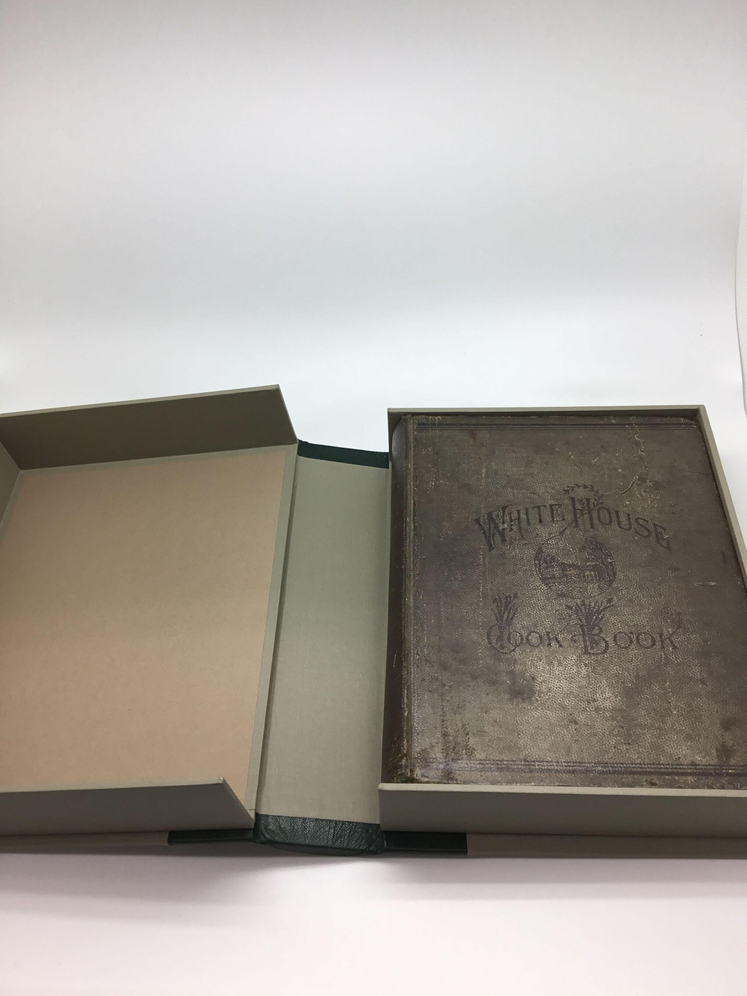 White House Cook Book by F. L. Gillette, First Edition, 1887 In Good Condition In Colorado Springs, CO