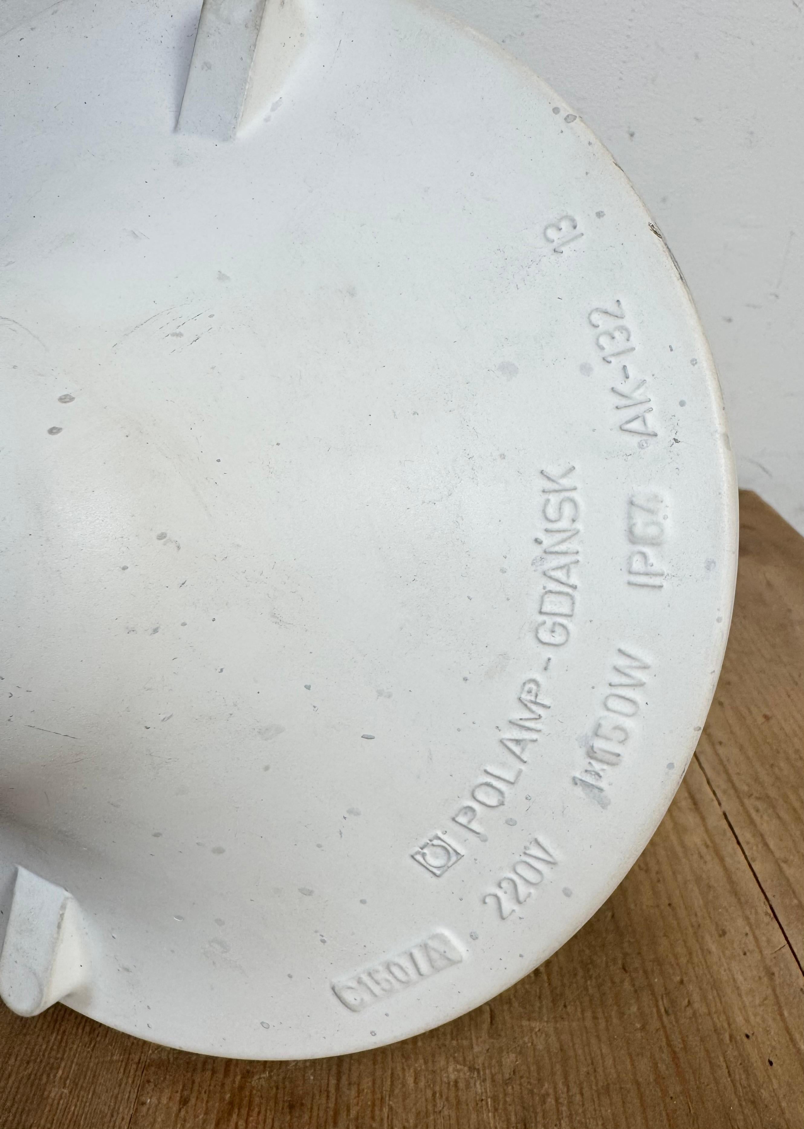 White Industrial Bunker Cage Light from Polam Gdansk, 1970s For Sale 7
