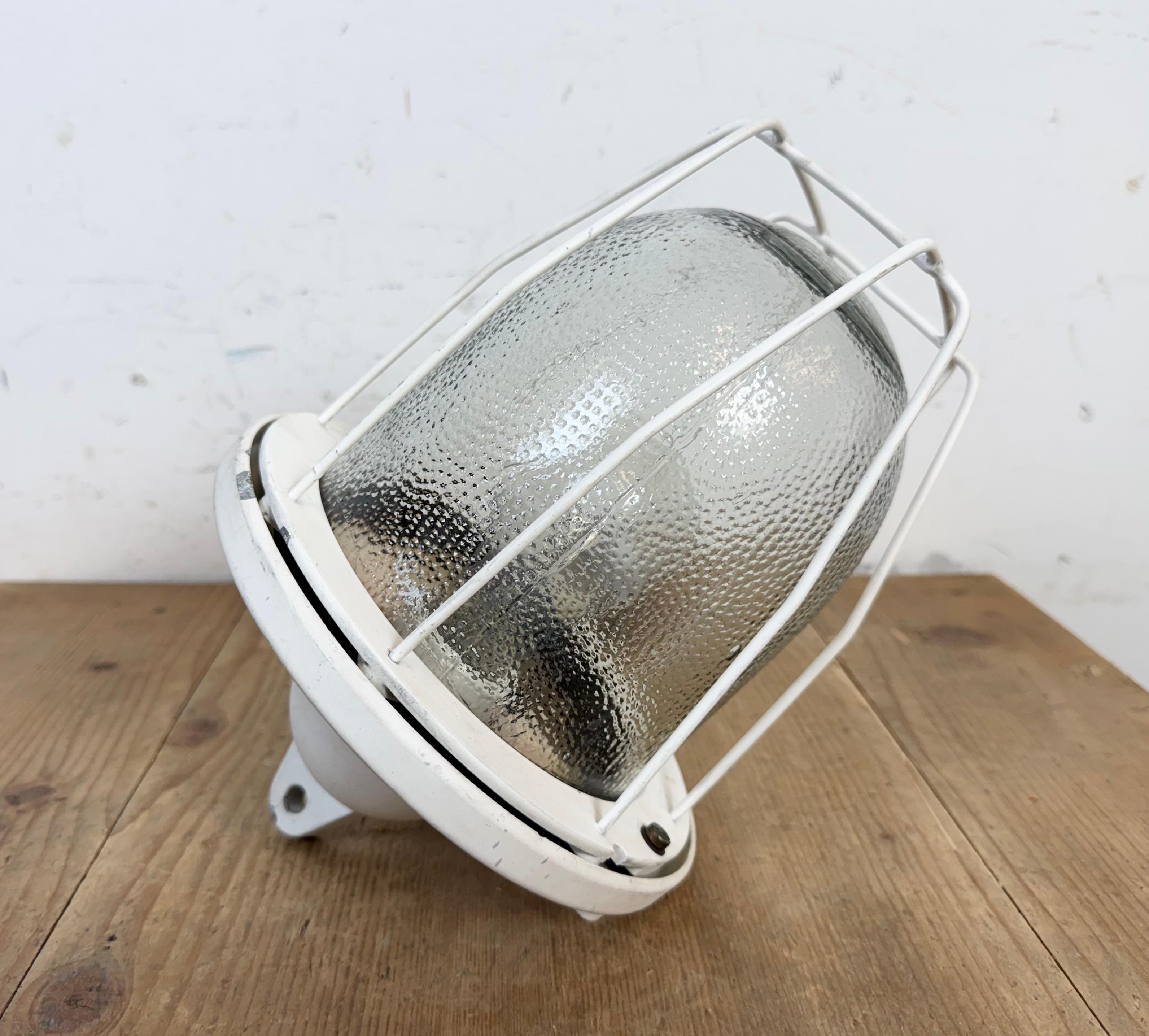 White Industrial Bunker Cage Light from Polam Gdansk, 1970s For Sale 9