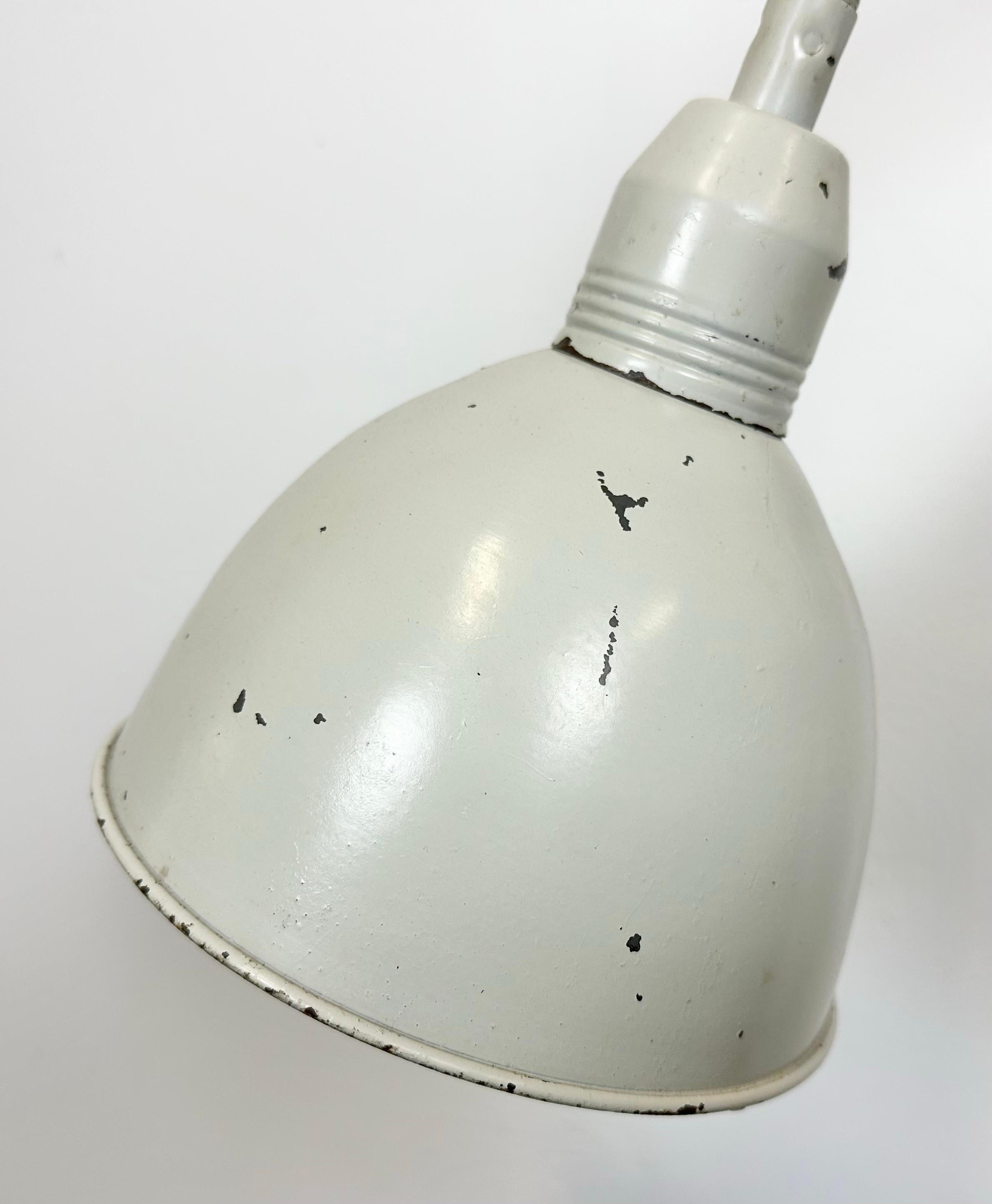 White Industrial Scissor Wall Lamp from Elektroinstala, 1960s In Good Condition For Sale In Kojetice, CZ