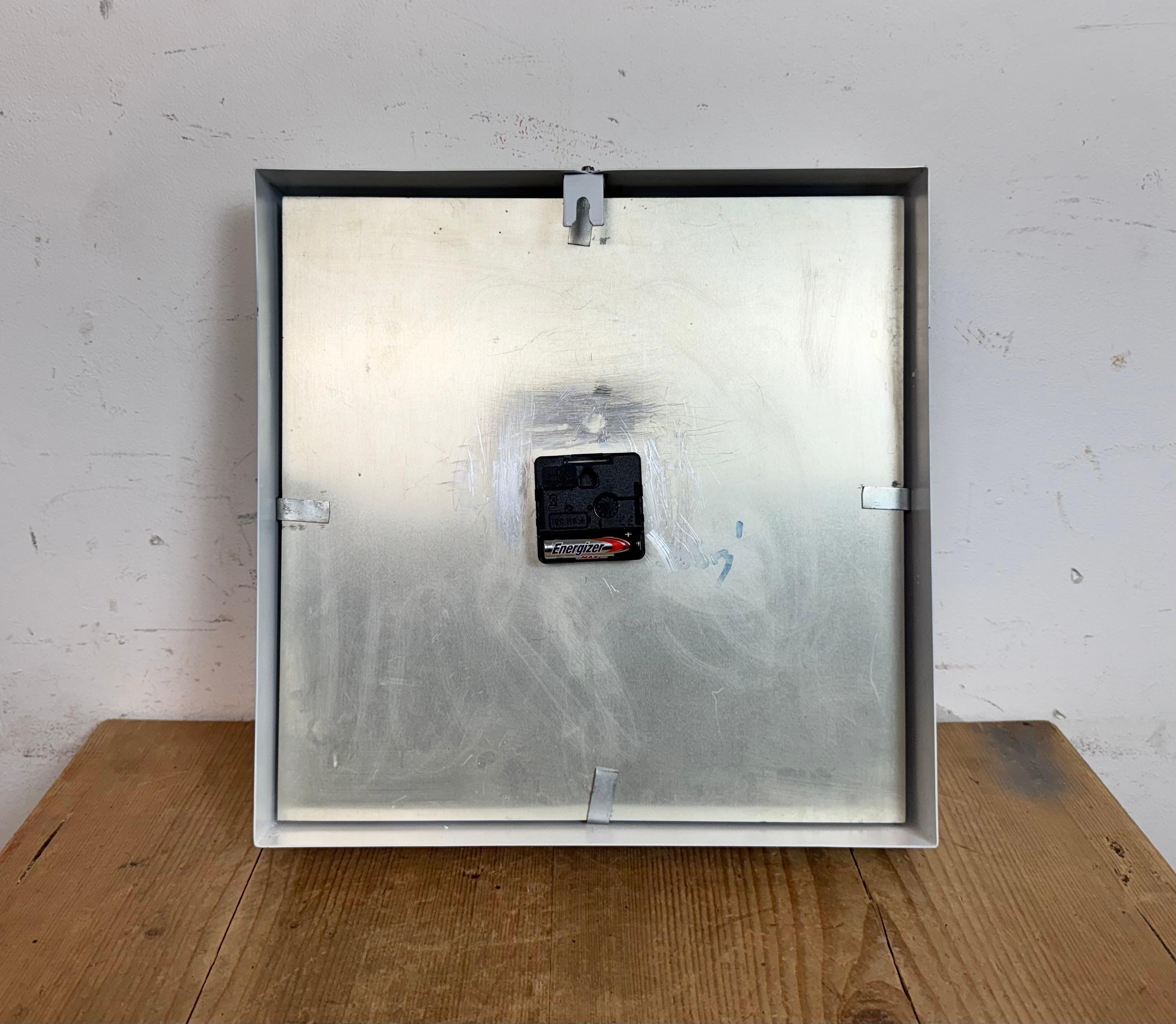 White Industrial Square Wall Clock from Pragotron, 1970s For Sale 10