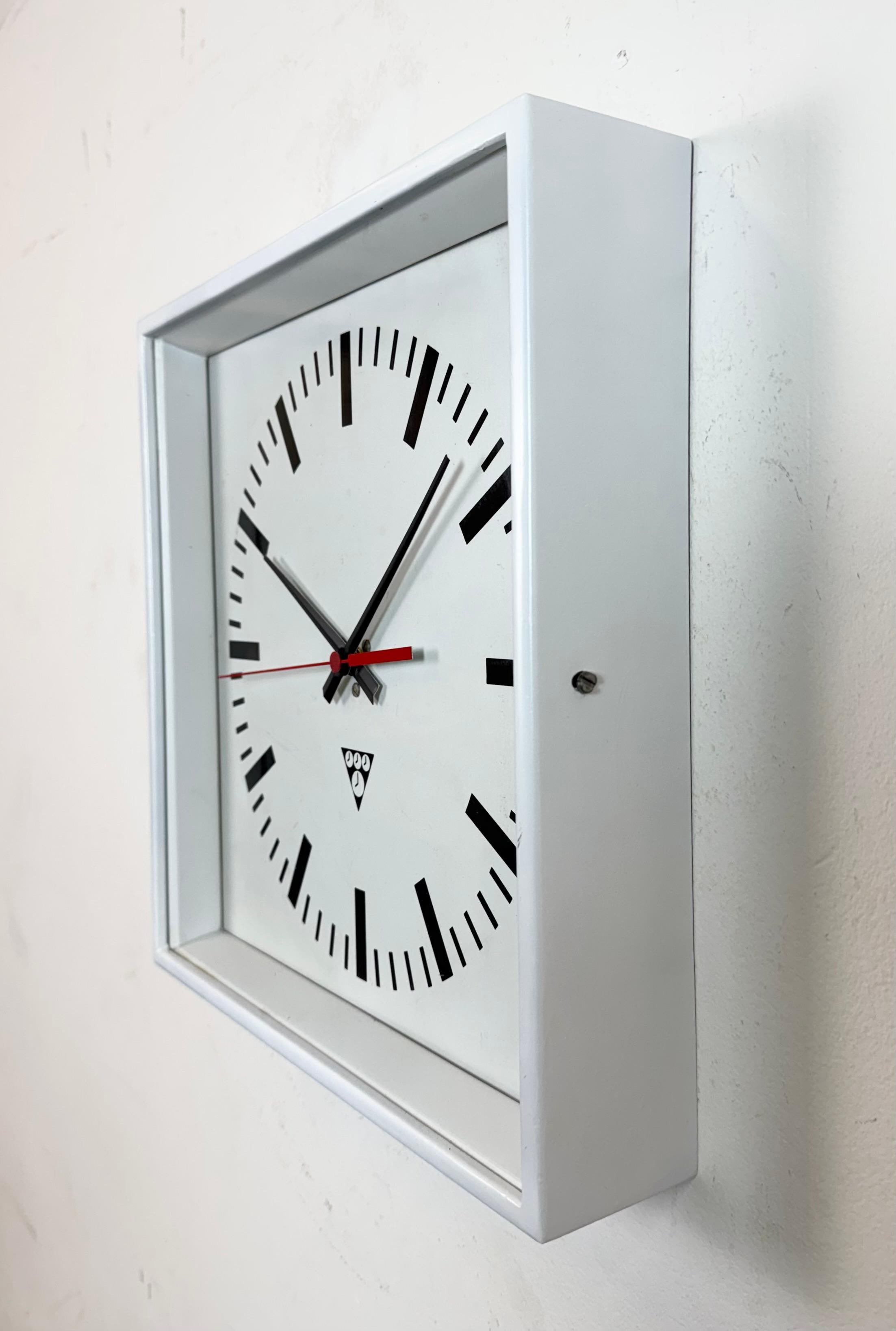 White Industrial Square Wall Clock from Pragotron, 1970s In Good Condition For Sale In Kojetice, CZ