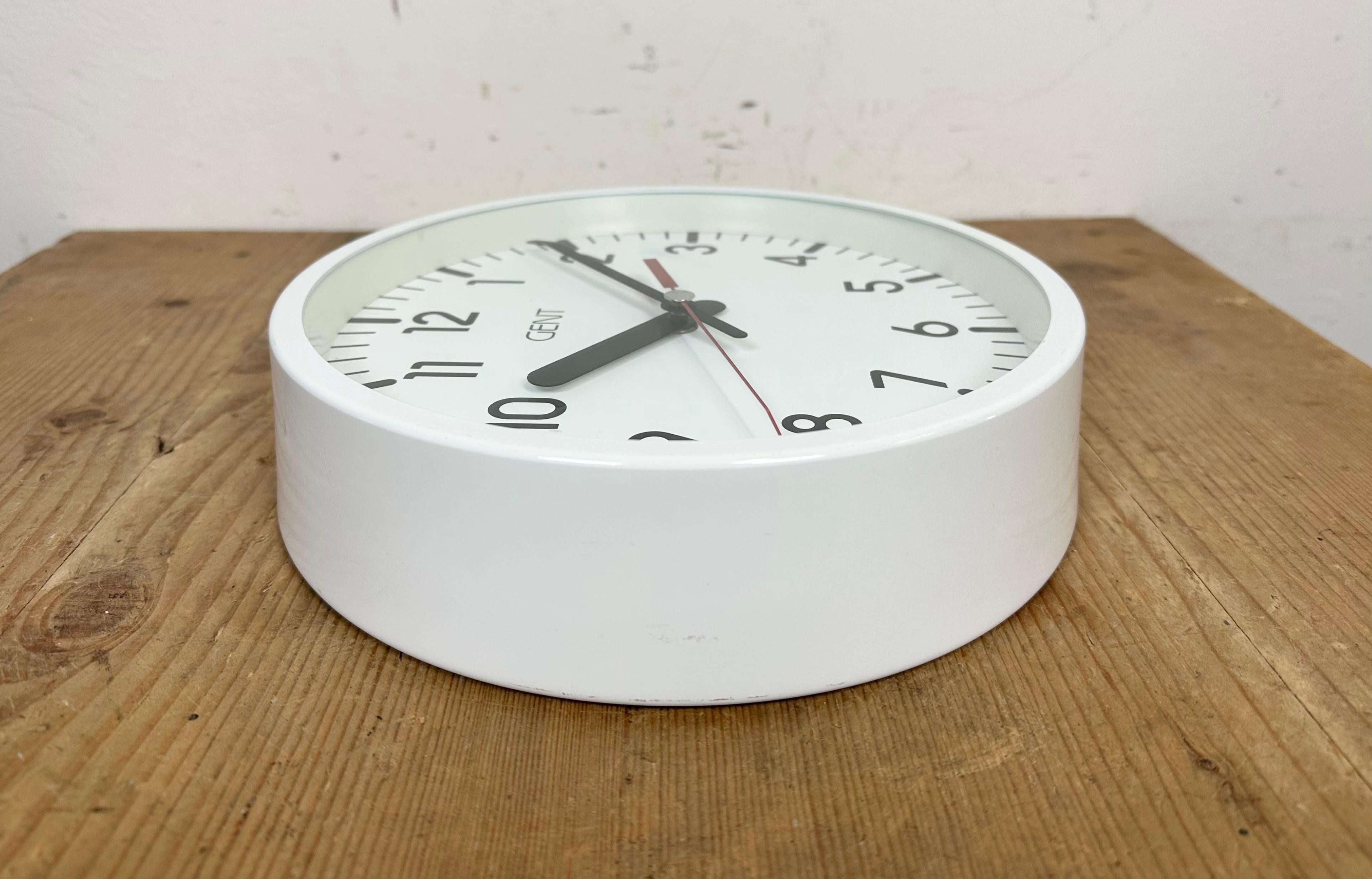 White Industrial Wall Clock from Gent, 1980s For Sale 6
