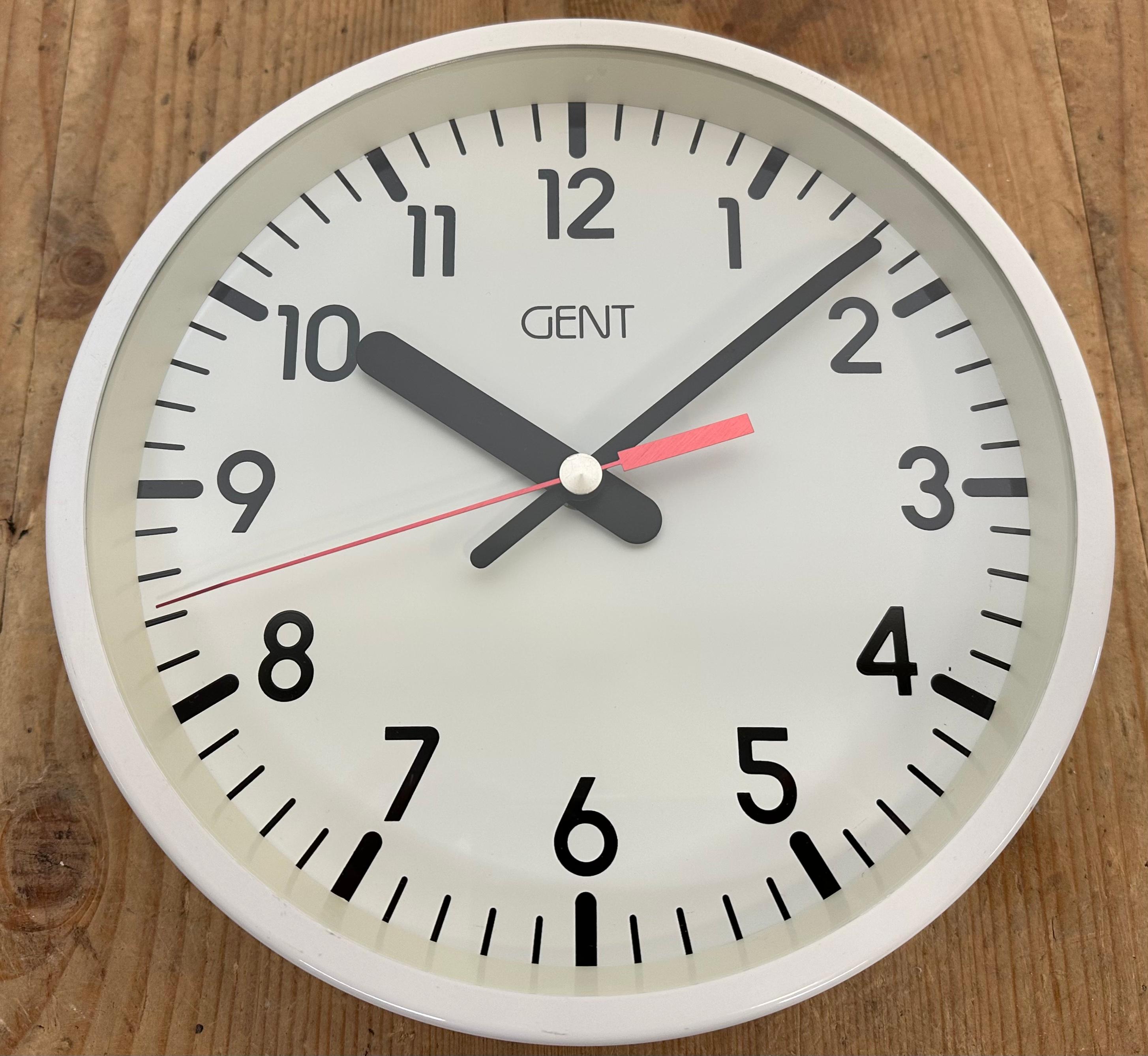 White Industrial Wall Clock from Gent, 1980s For Sale 7