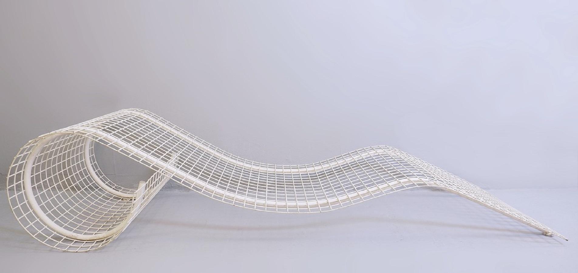 Mid-Century Modern White Iron Pool Lounge Chair