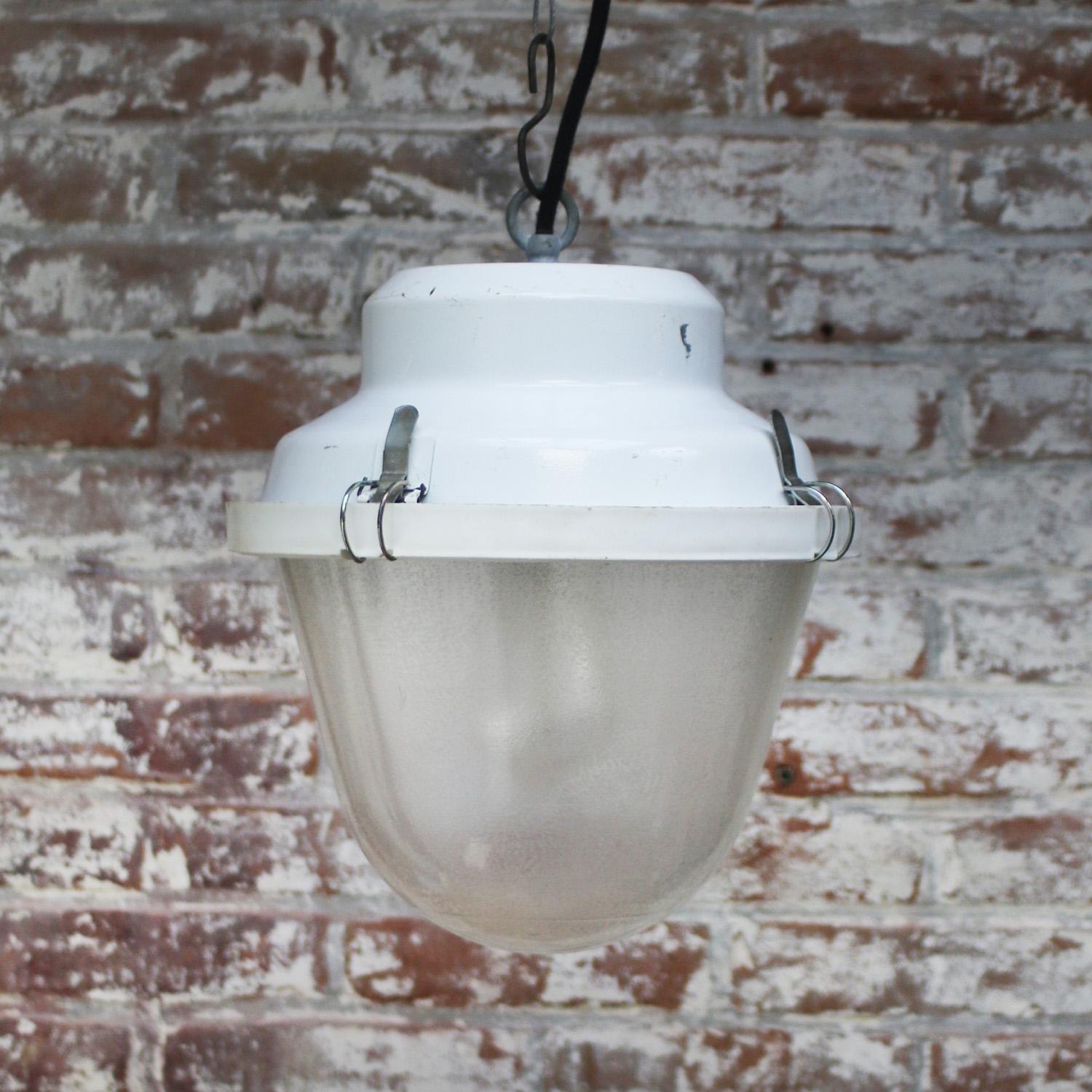 White Iron Vintage Industrial Frosted Glass Pendant Lights In Good Condition For Sale In Amsterdam, NL