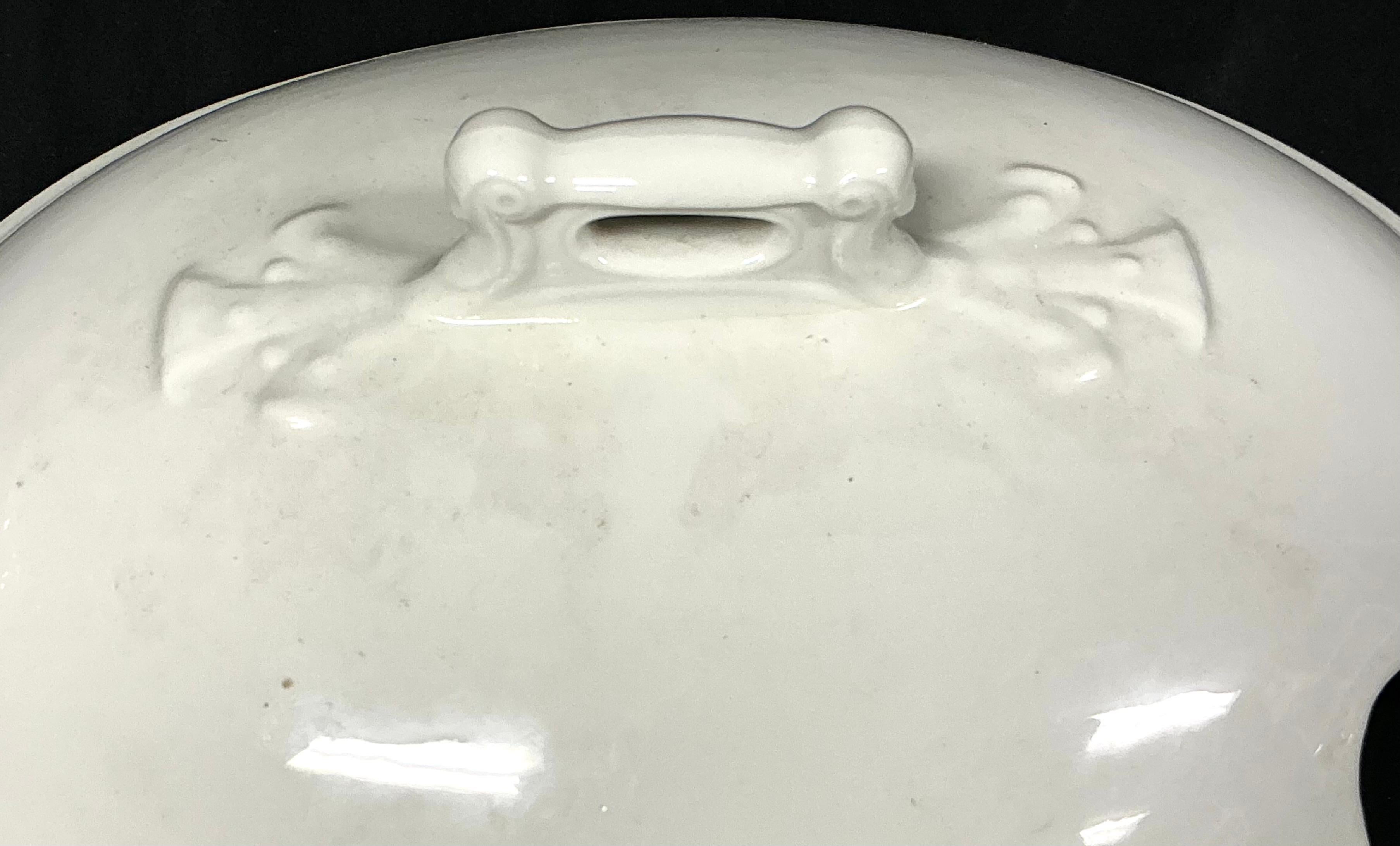 White Ironstone Soup Tureen with Lid For Sale 2