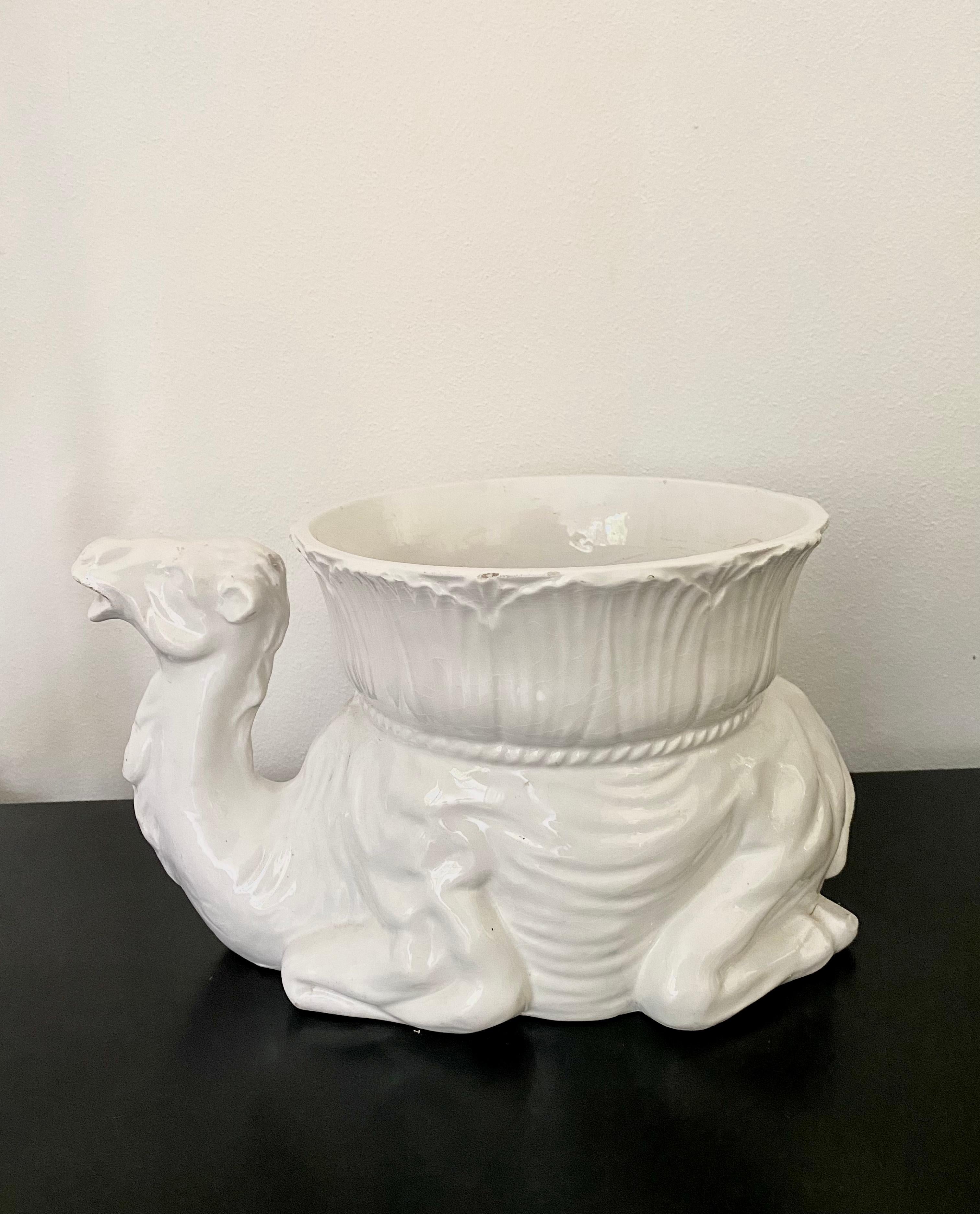 White Italian Ceramic Camel Flowerpot, Planter, Late 20th Century For Sale 2