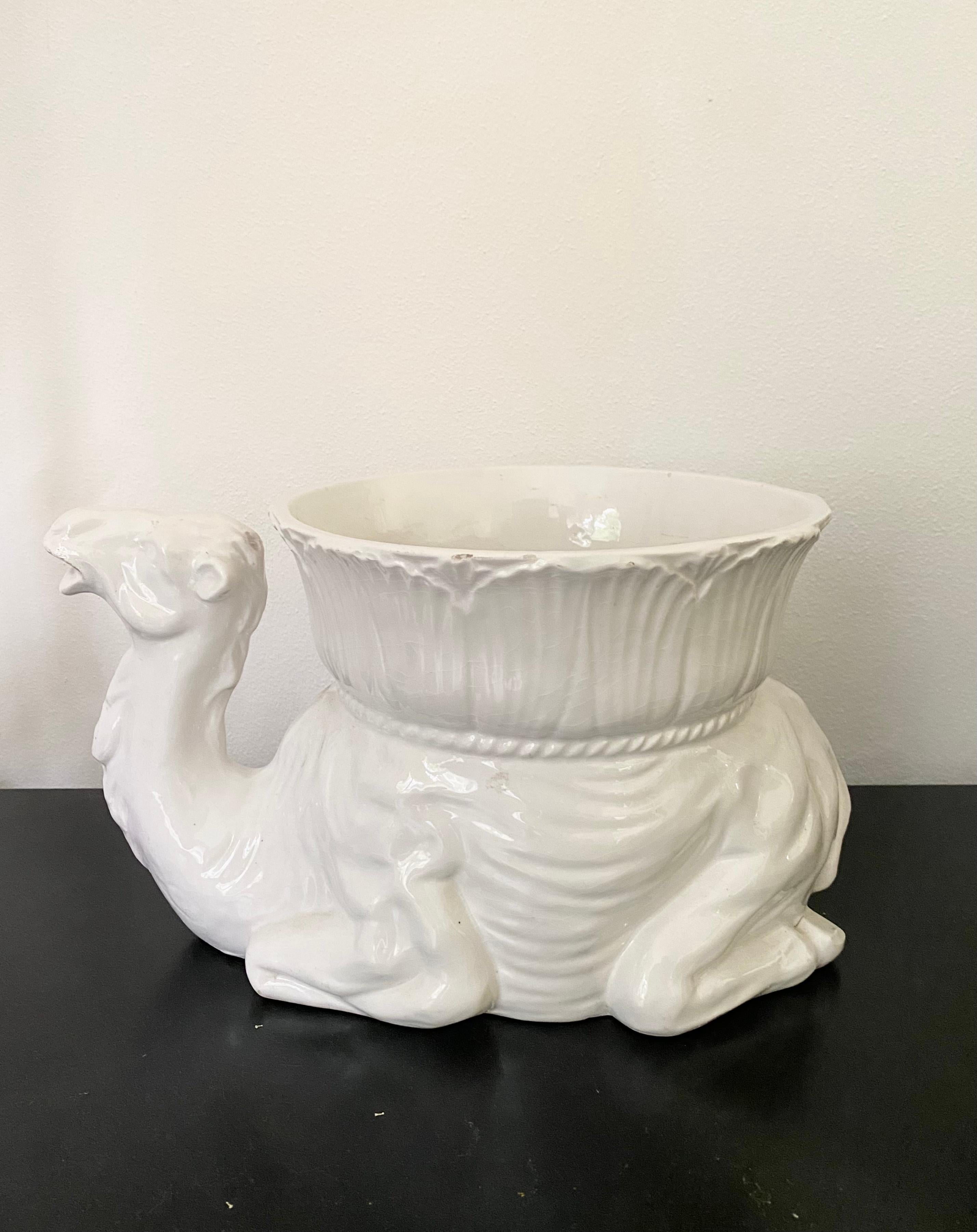White Italian Ceramic Camel Flowerpot, Planter, Late 20th Century For Sale 4