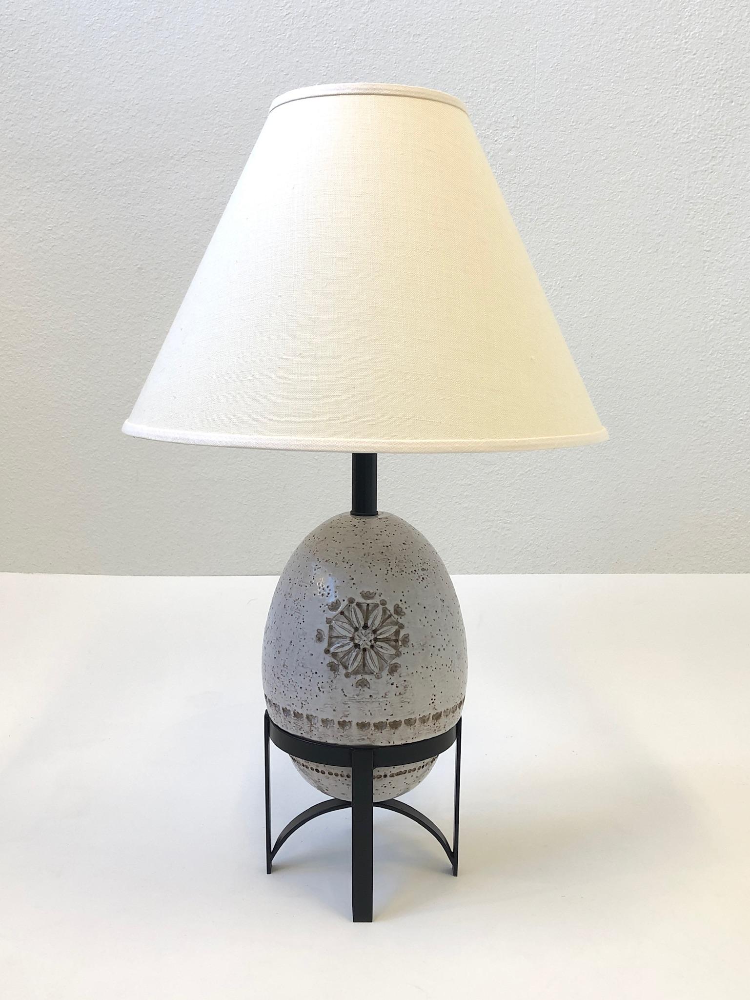 White Italian Ceramic Table Lamp by Bitossi For Sale 7