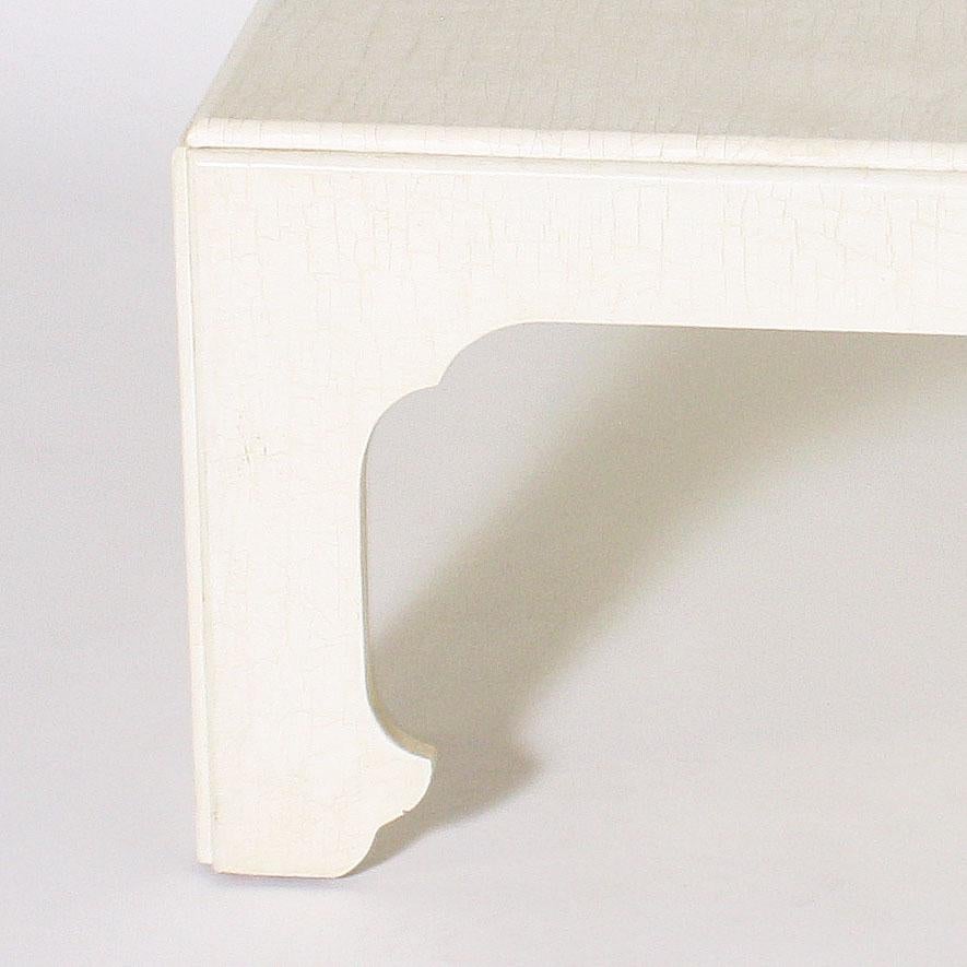 White Ivory Lacquered Crackle Coffee Table, circa 1970 (Französisch)