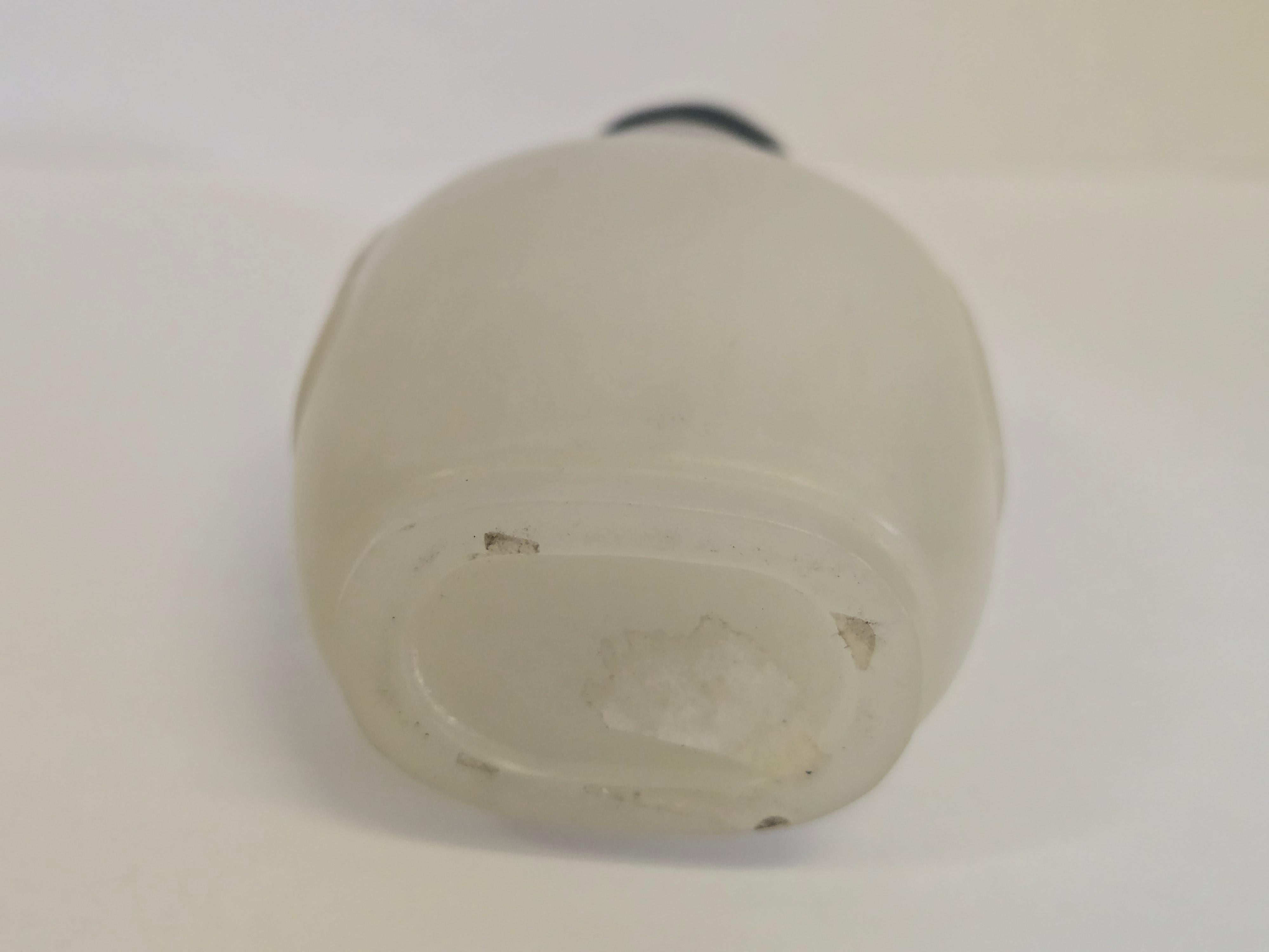 Women's or Men's White Jade and Jadeite Snuff Bottle For Sale