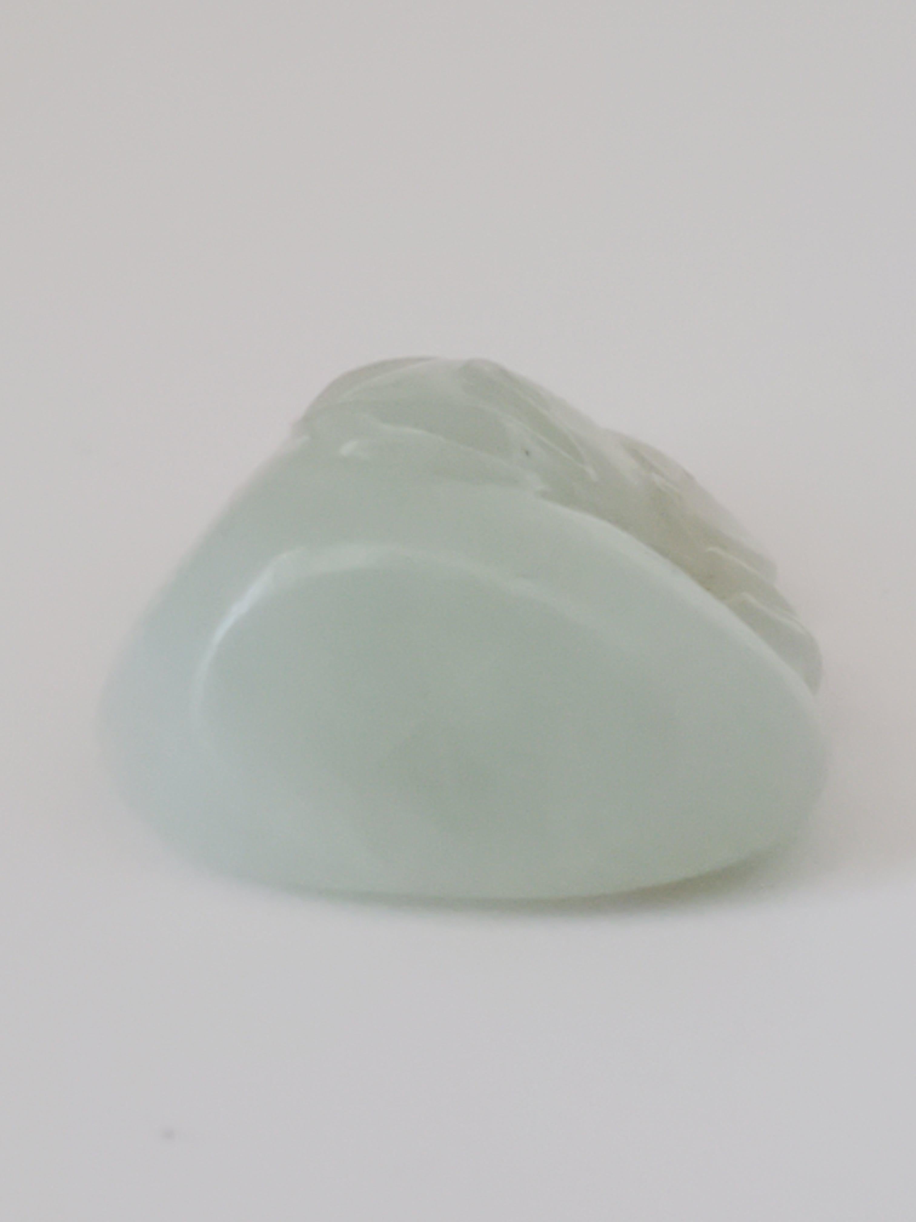 White Jade Double Gourd Pendant, Qing Dynasty For Sale 2