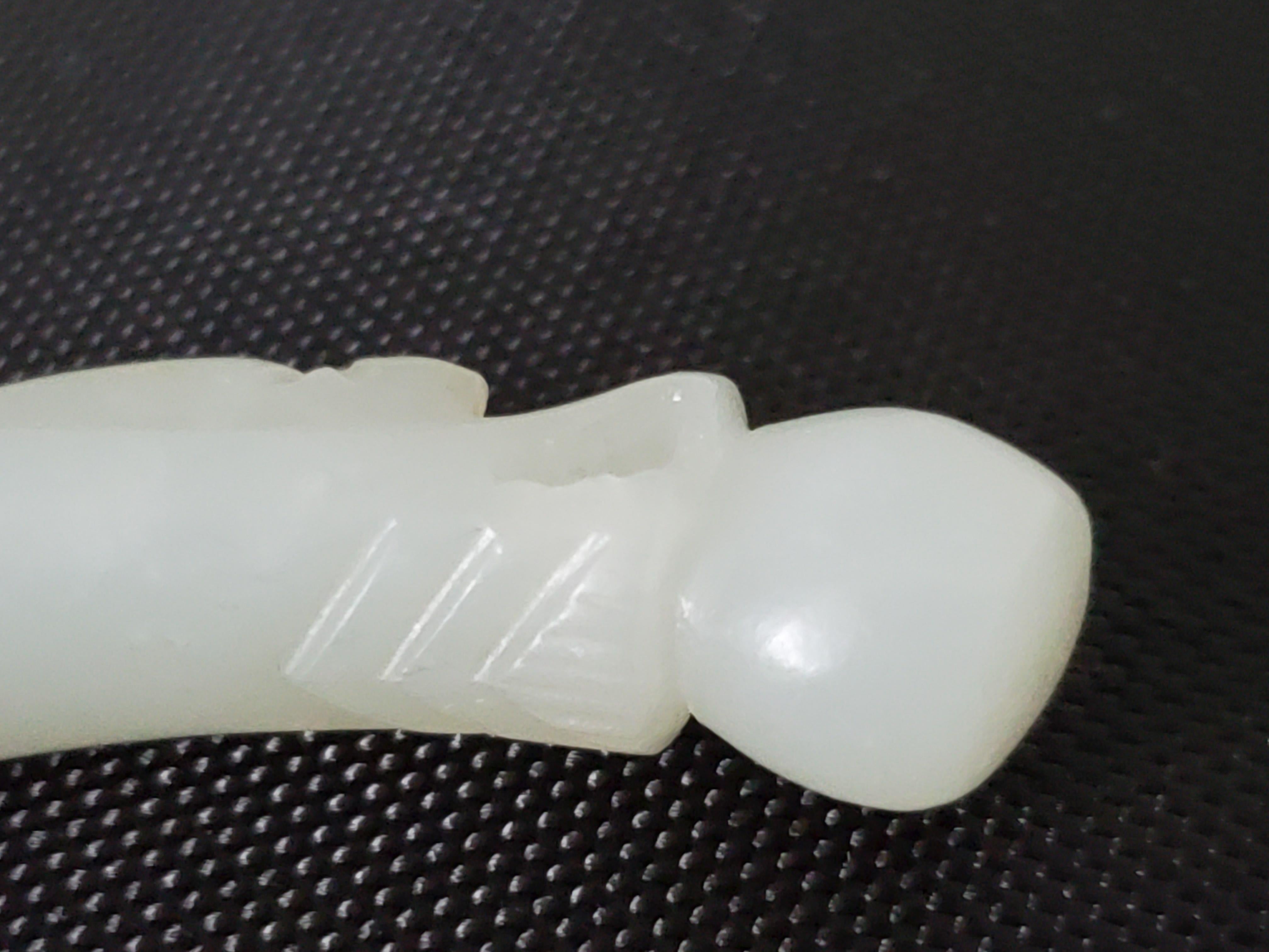 White Jade Dragon with Pearl Pendant, Qing Dynasty For Sale 5