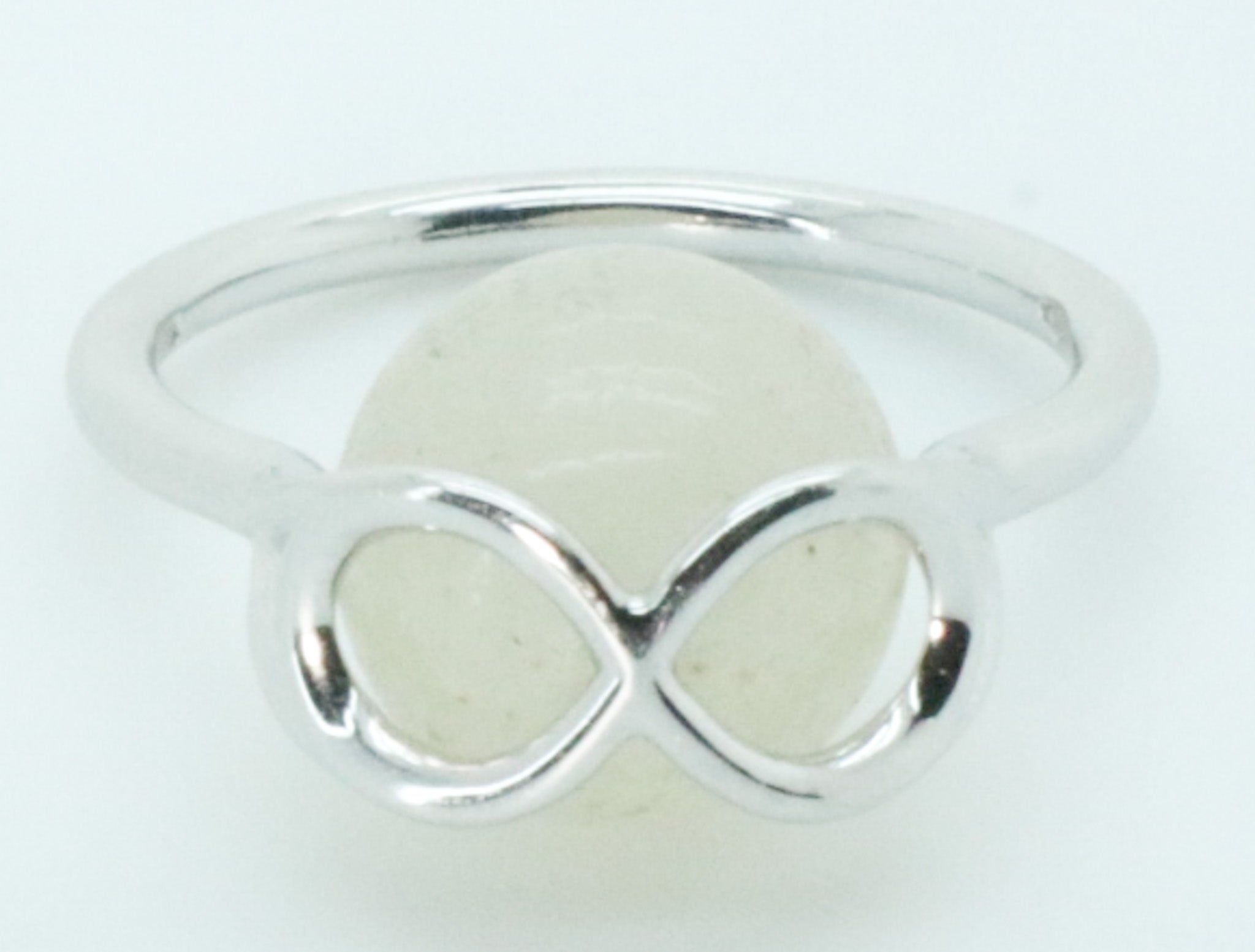 White Jade Infinity Symbol Interchangeable Gems 18K White Gold Cocktail Ring For Sale
