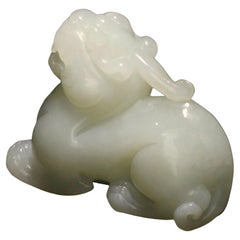 Bestia mítica de jade blanco - Unicornio agazapado