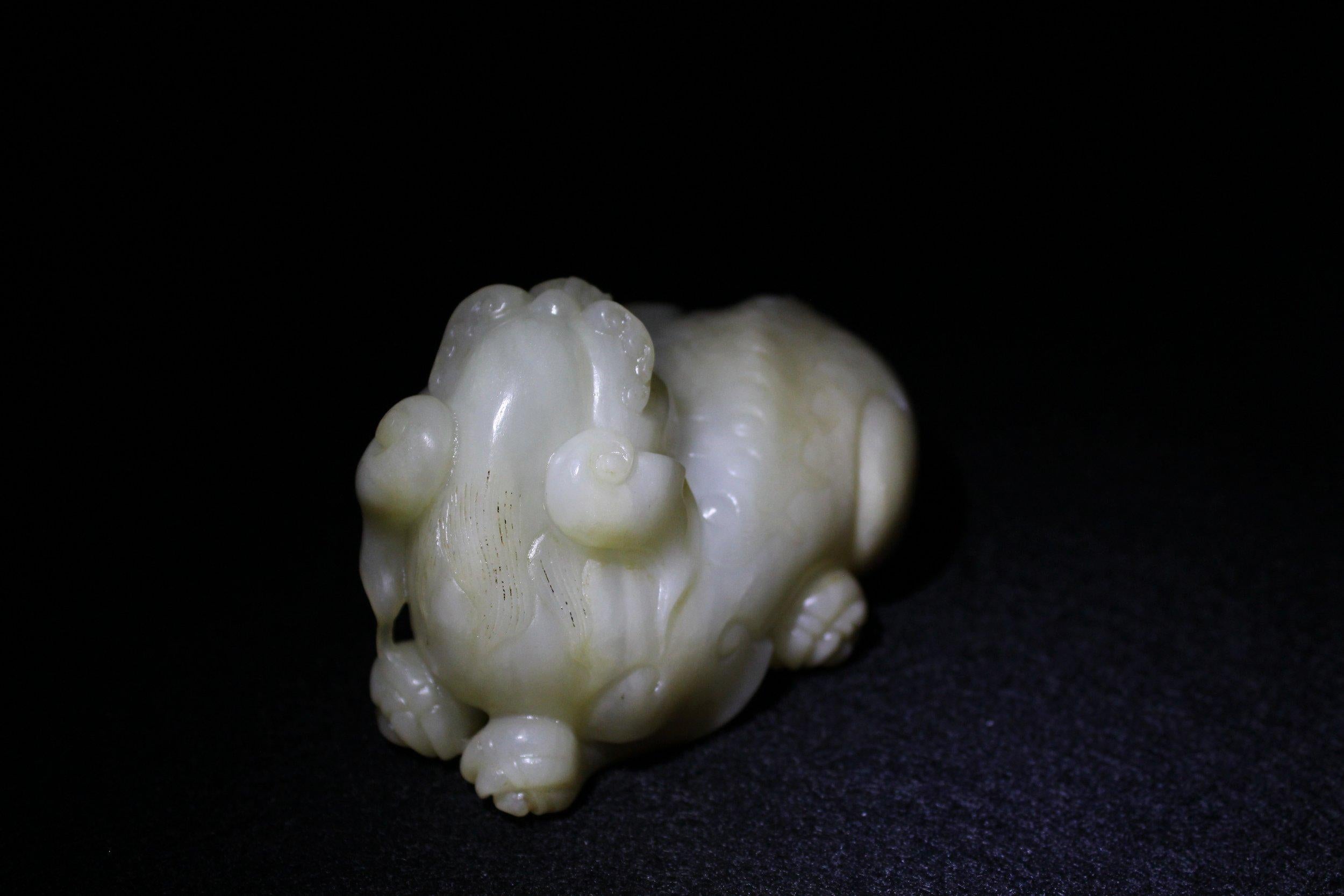 Women's or Men's White Jade Mythical Beast For Sale