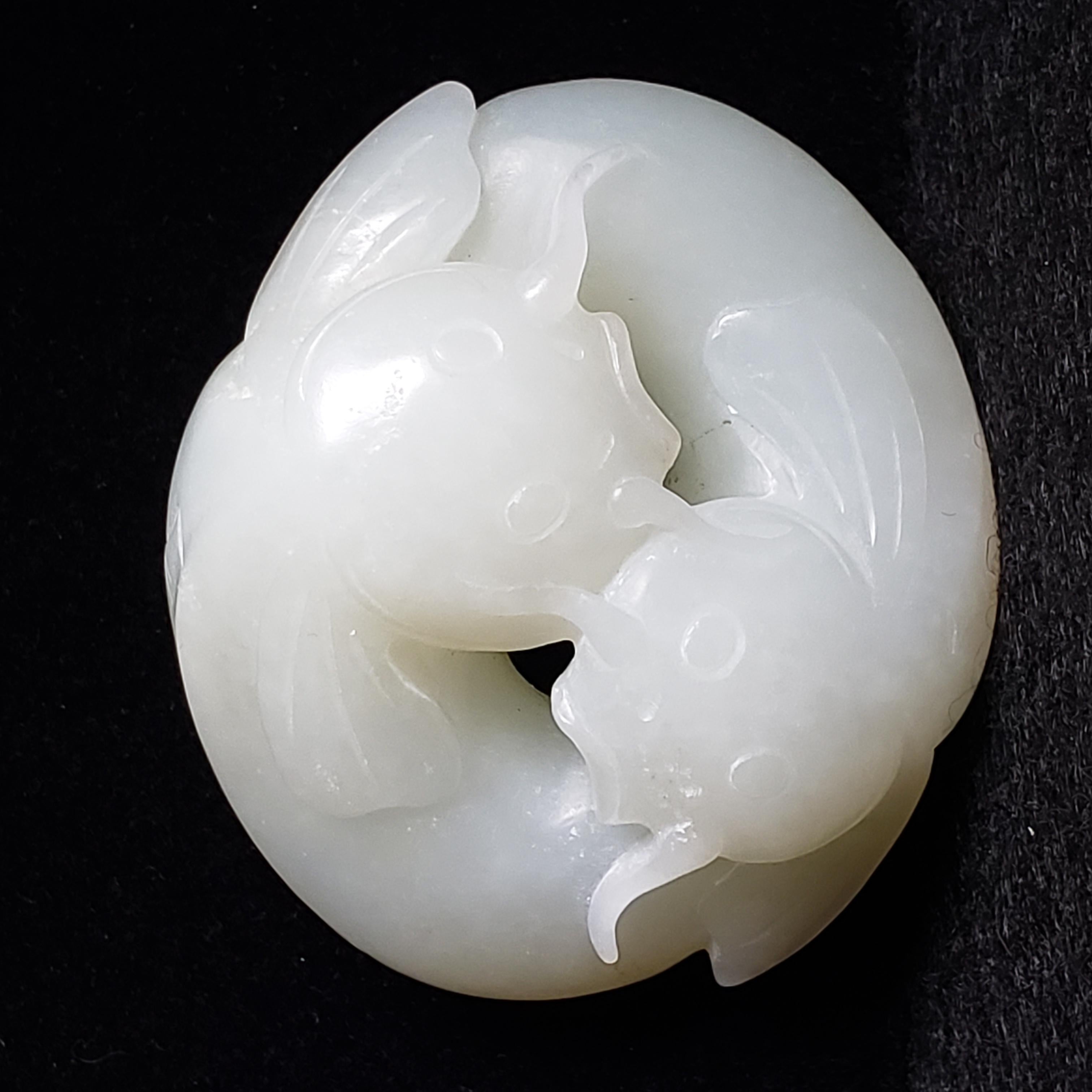 White Jade Twin Fish, Qing Dynasty For Sale 7