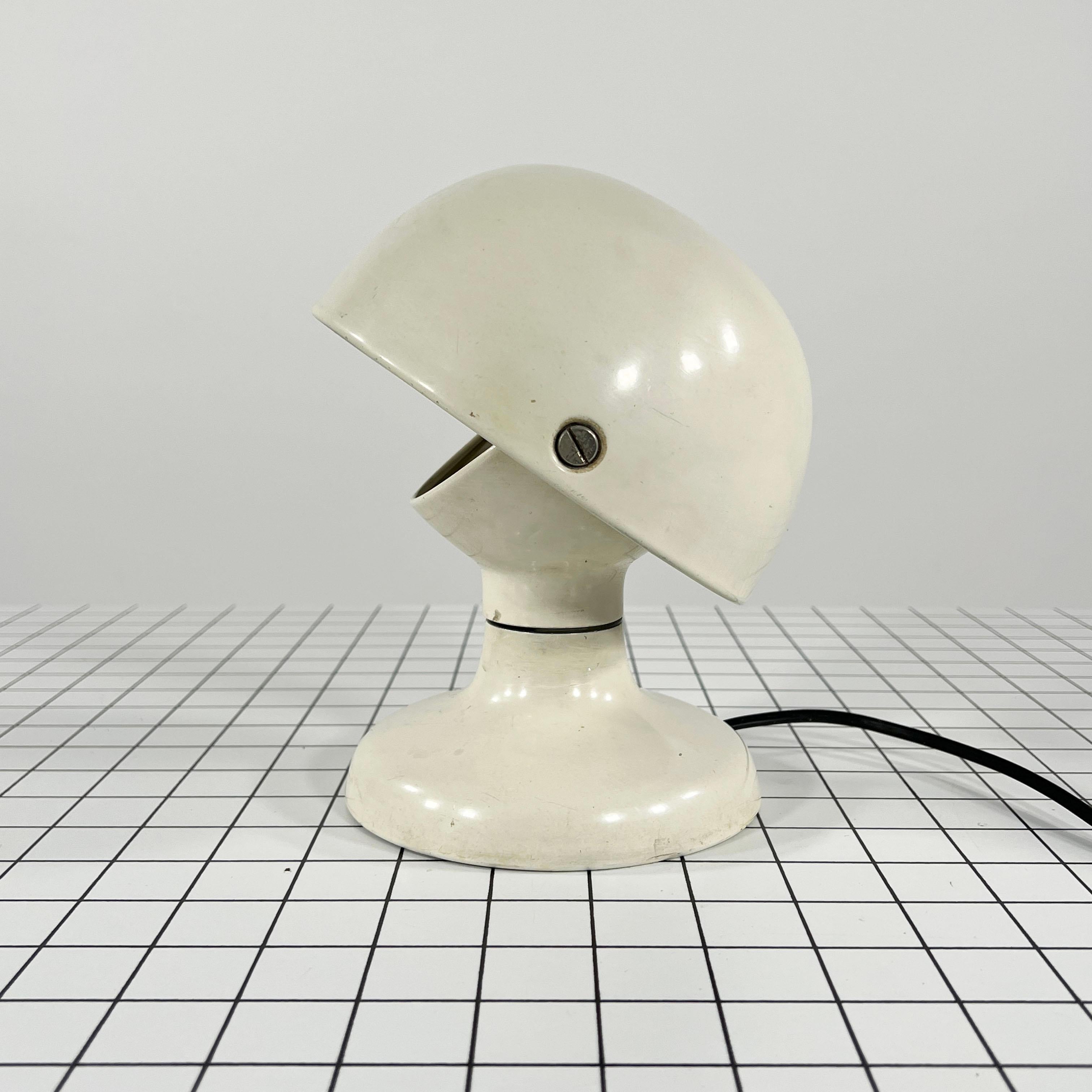 White Jucker 147 Table Lamp by Tobia & Afra Scarpa for Flos, 1960s In Good Condition In Ixelles, Bruxelles