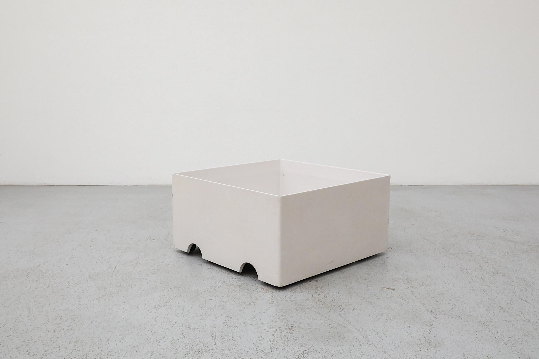 White Kartell Stacking 