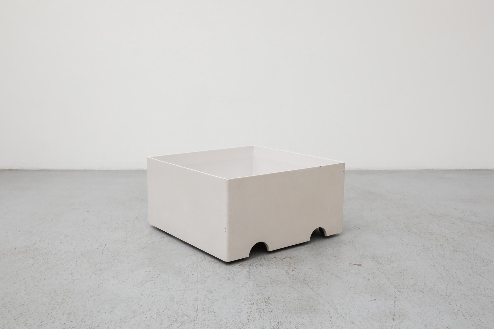 White Kartell Stacking 