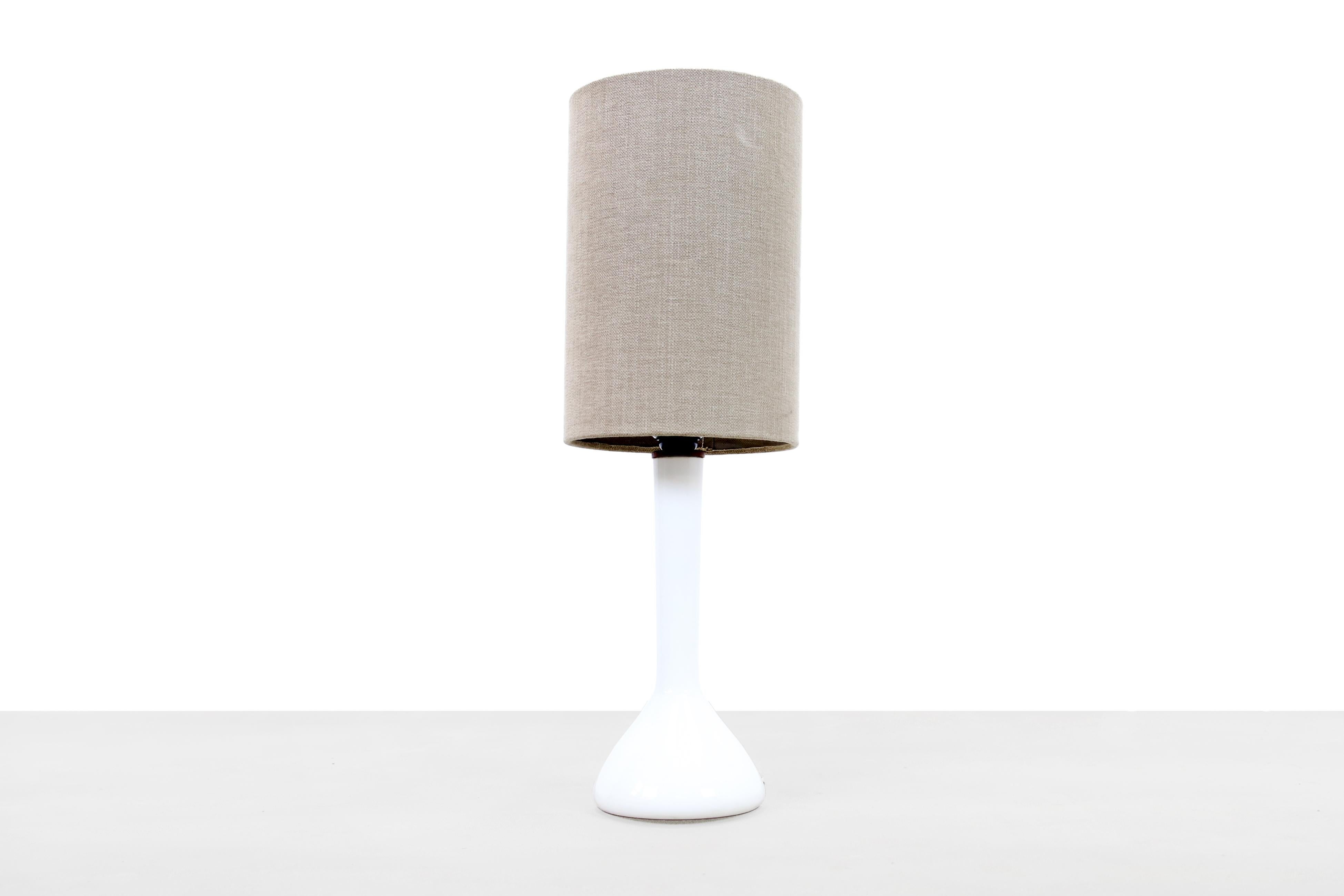 White Kastrup Holmegaard Table Lamp In Good Condition In Amsterdam, Noord Holland