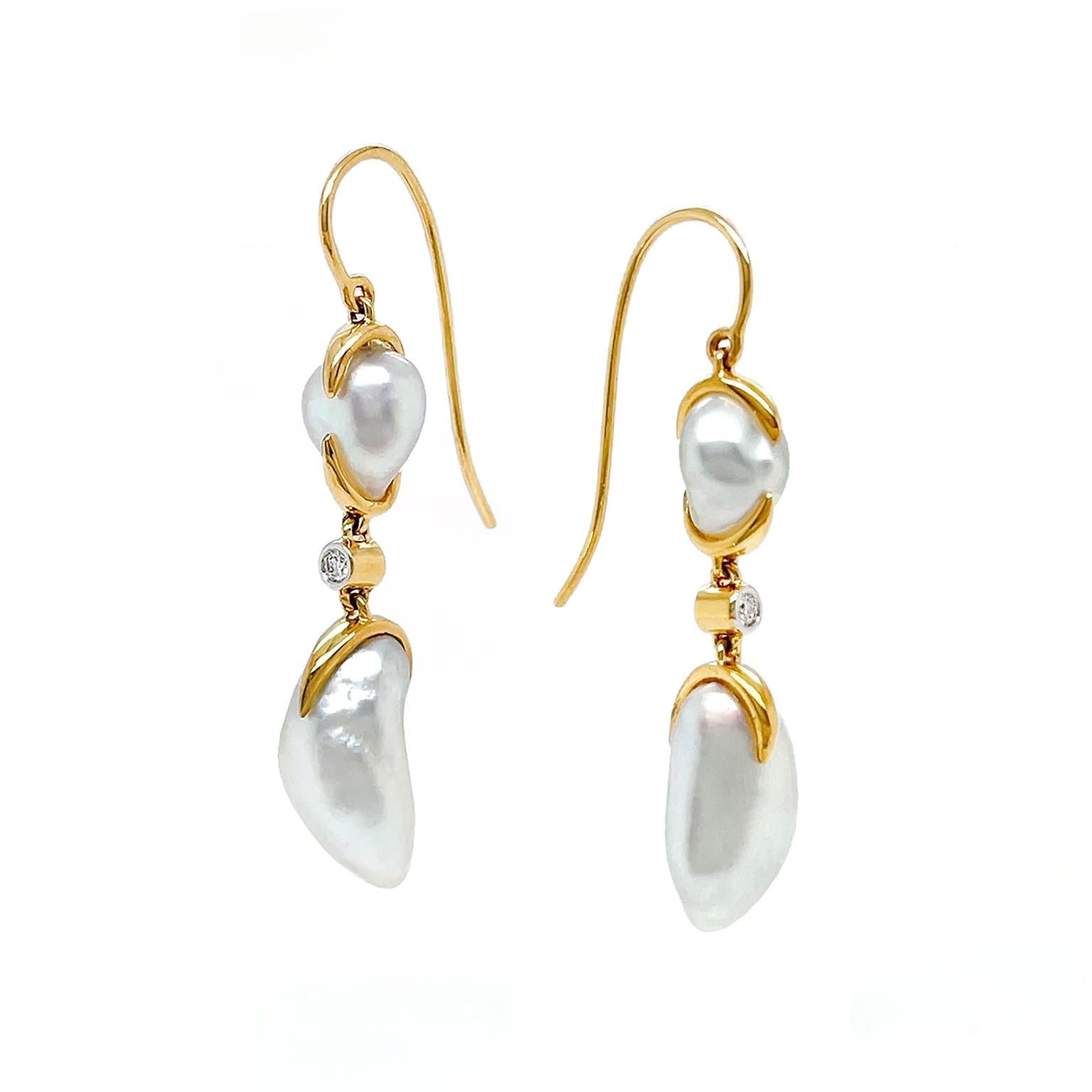 Women's or Men's White Keshi and Diamond 18K Yellow Gold Drop Earrings For Sale