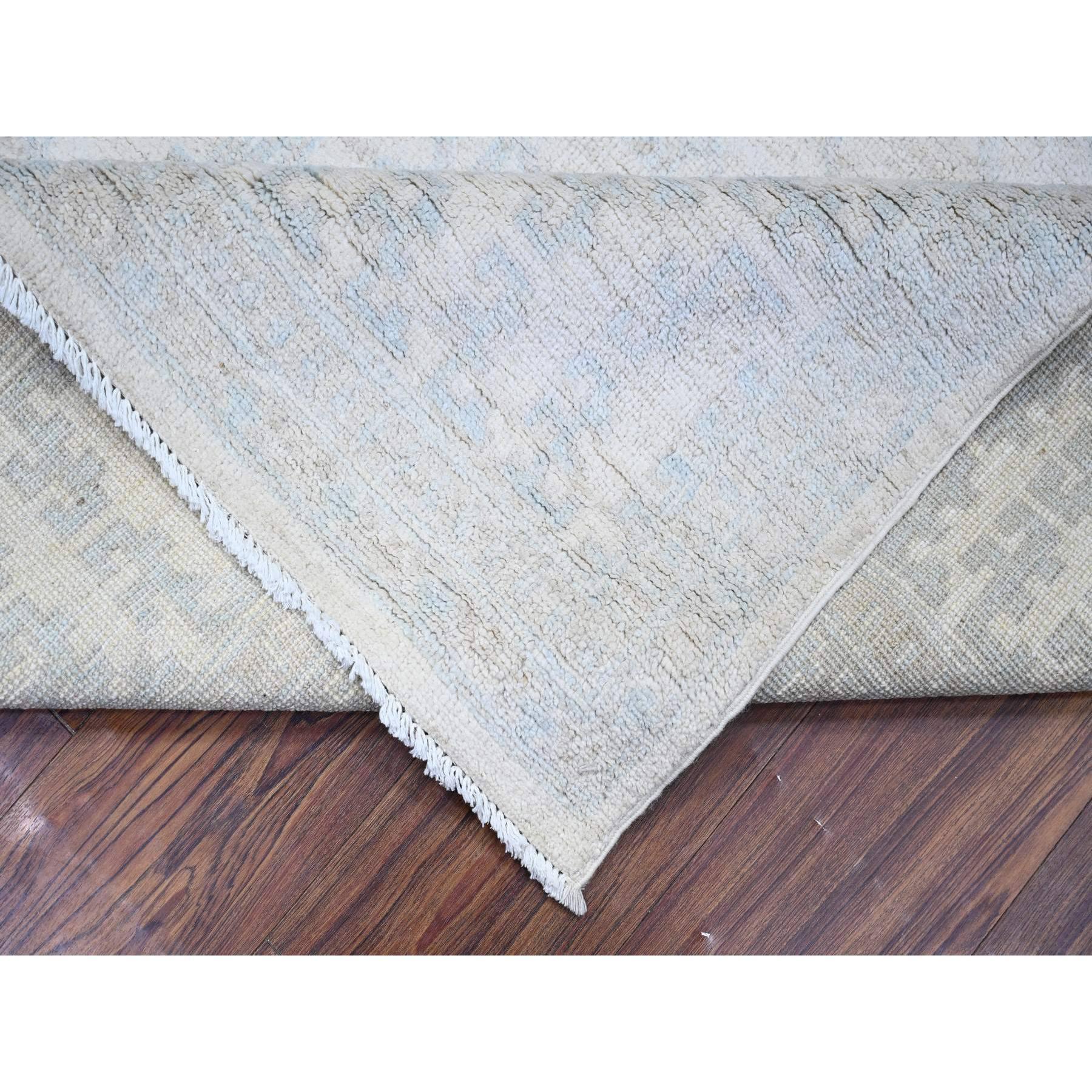 Laine Tapis oriental Khotan à motif de grenades noué à la main 7'10