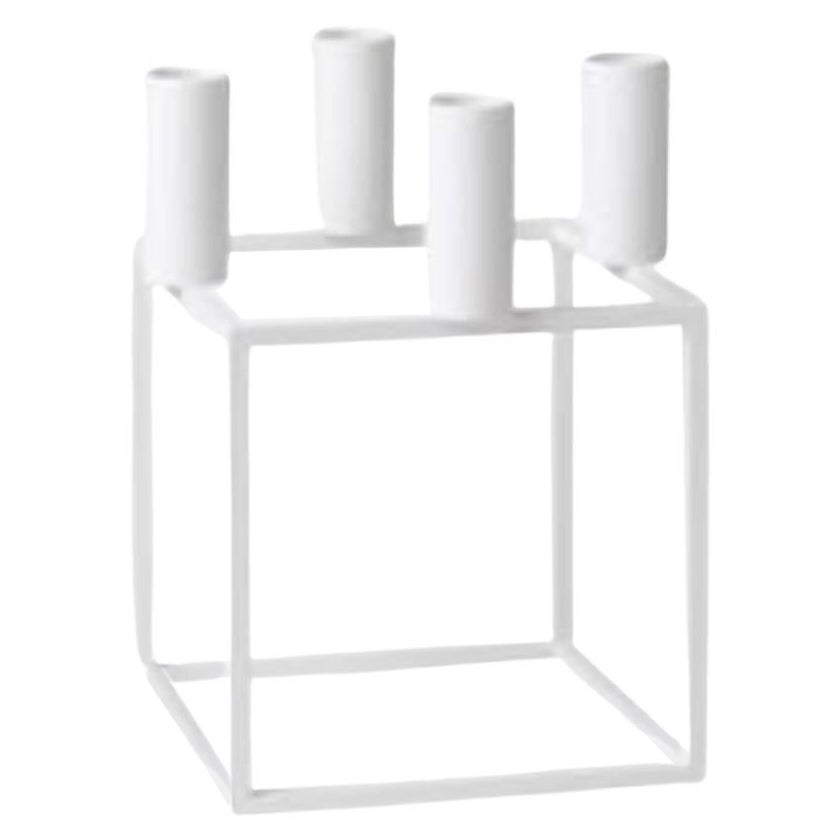 Weißer Kubus-Kerzenhalter mit 4 Kerzen von Lassen im Angebot