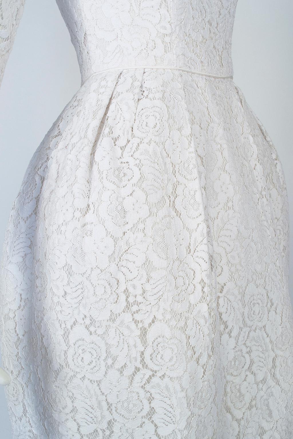 White Lace Knee-Length Hip Pannier Robe Française Wedding Dress – XS, 1968 2