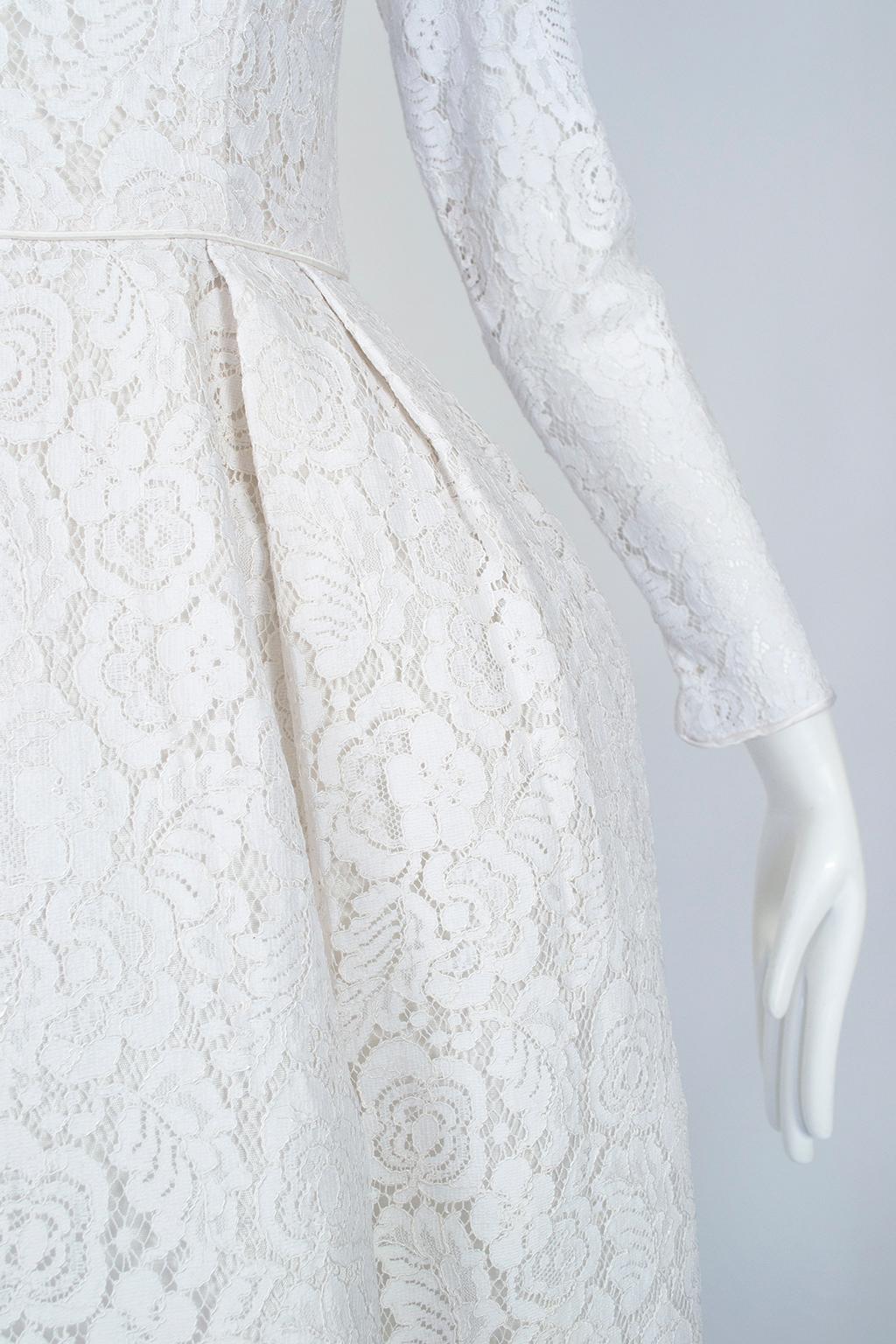 White Lace Knee-Length Hip Pannier Robe Française Wedding Dress – XS, 1968 3