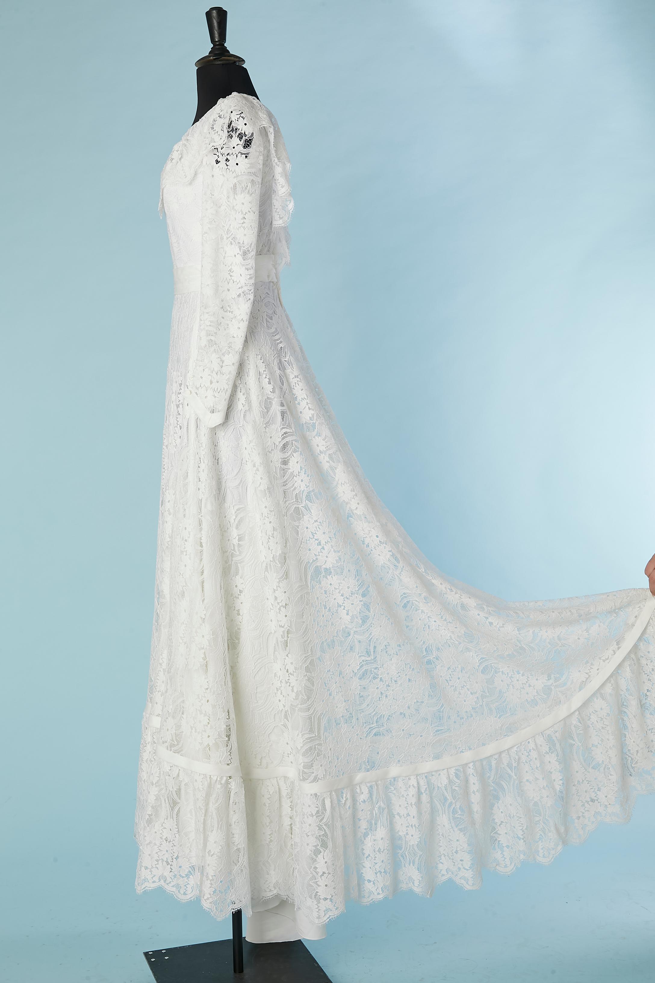 Vestido de novia de encaje blanco con volantes Les mariées de Jacques Heim en venta 3