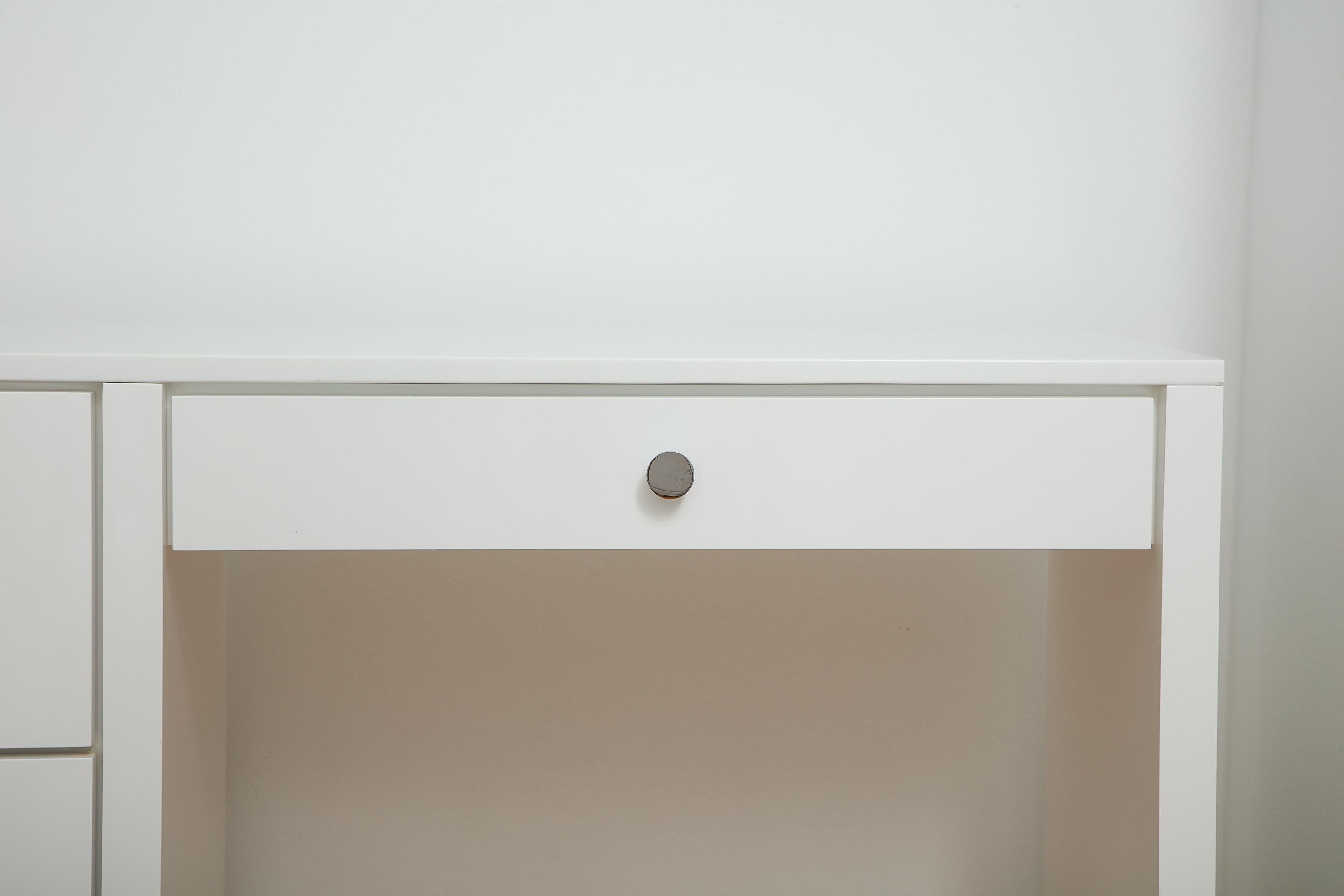 white lacquer vanity desk