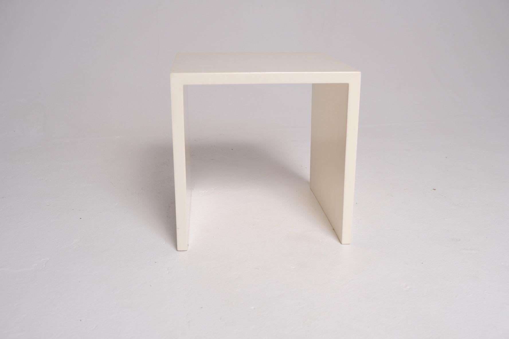 White Lacquer Cube Side Table For Sale 1