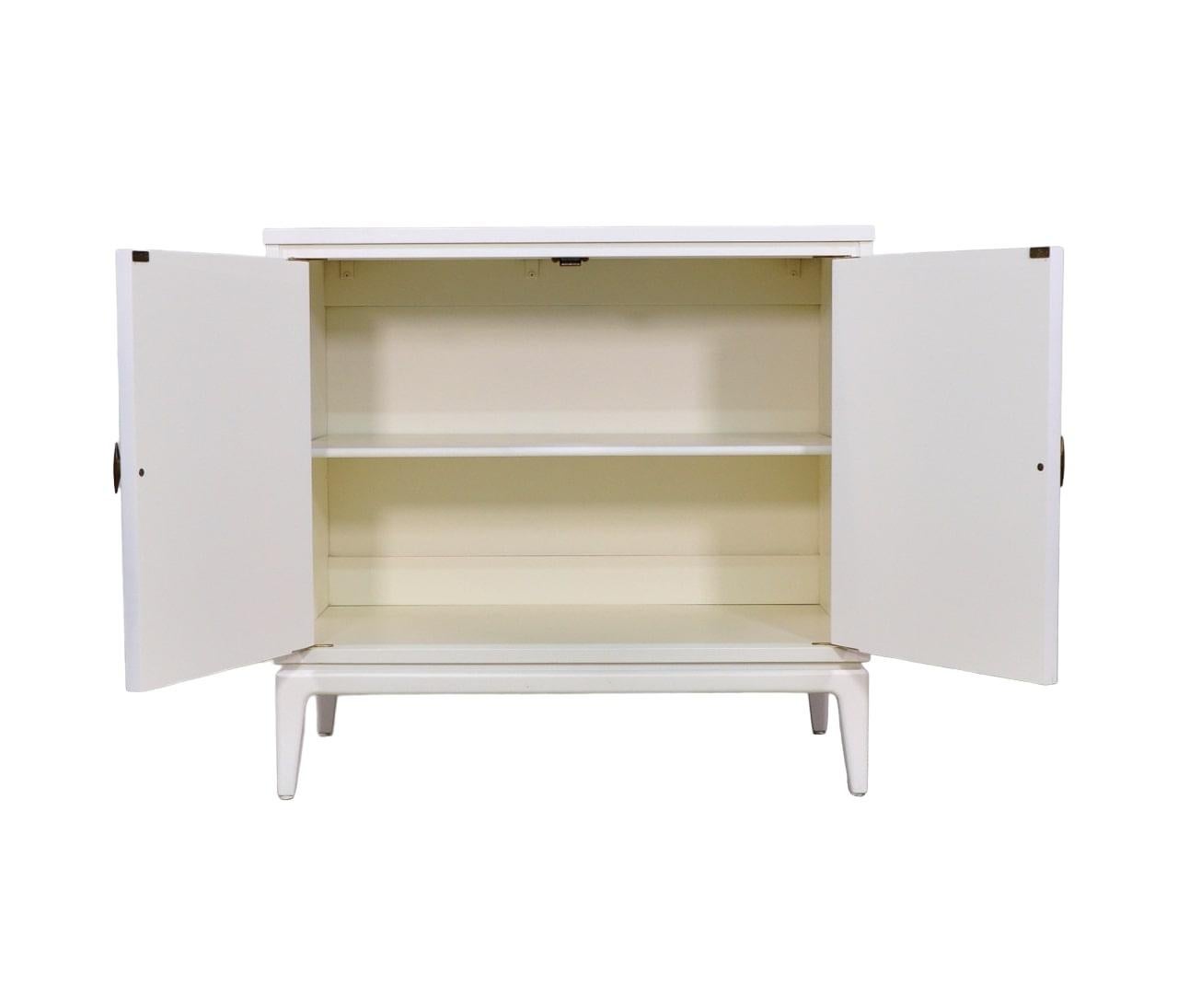 White Lacquer, Walnut and Brass Mid-Century Cabinet For Sale 2