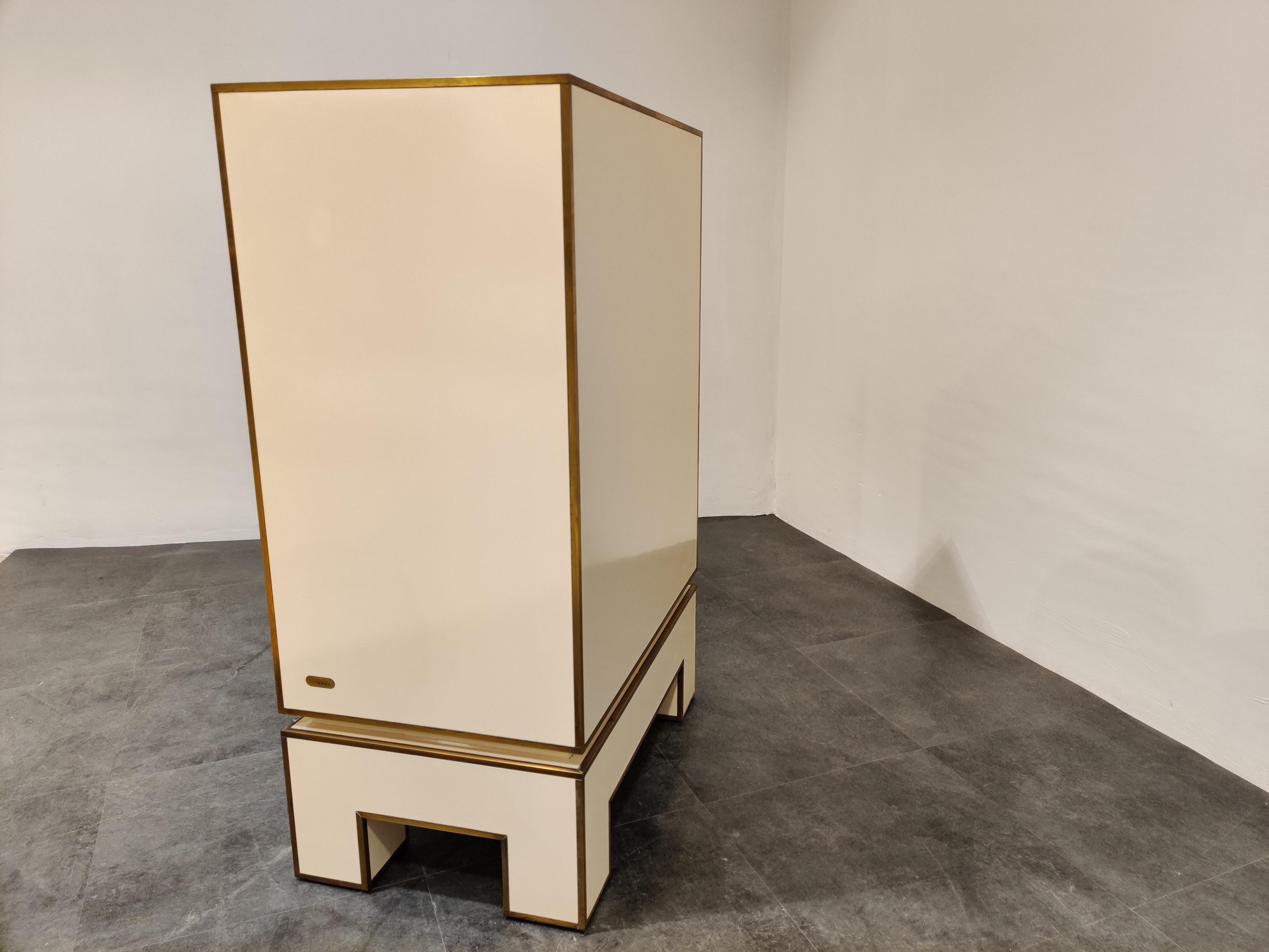 White Lacquered Cabinet by Alain Delon, 1970s 4