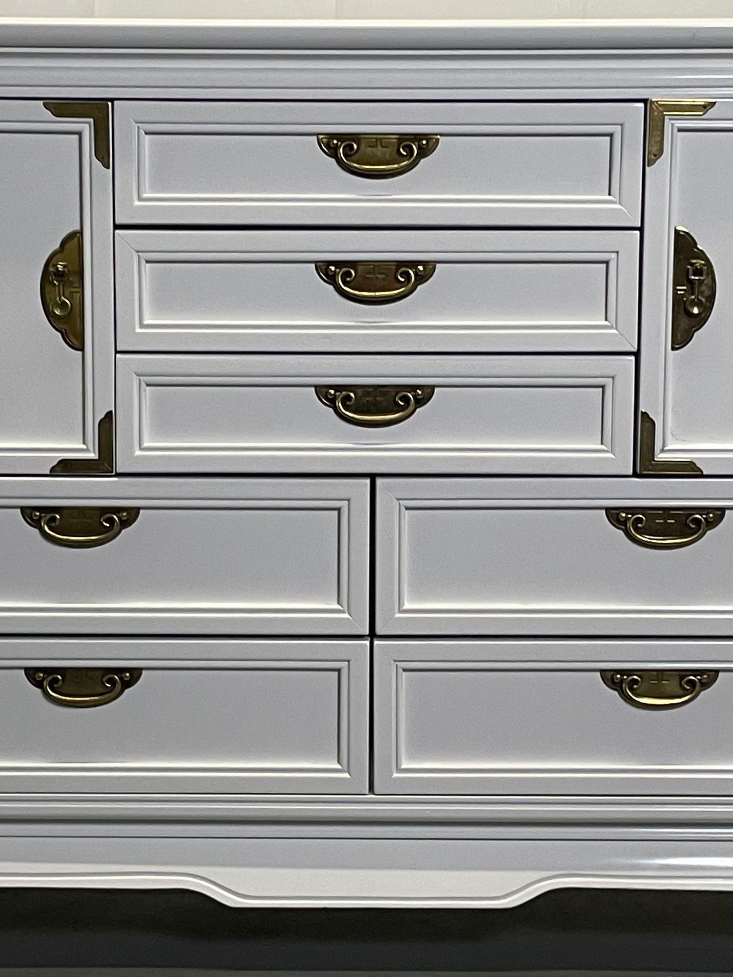White Lacquered Campaign Style Chest, Cabinet or Mini Armiore In Good Condition For Sale In Stamford, CT