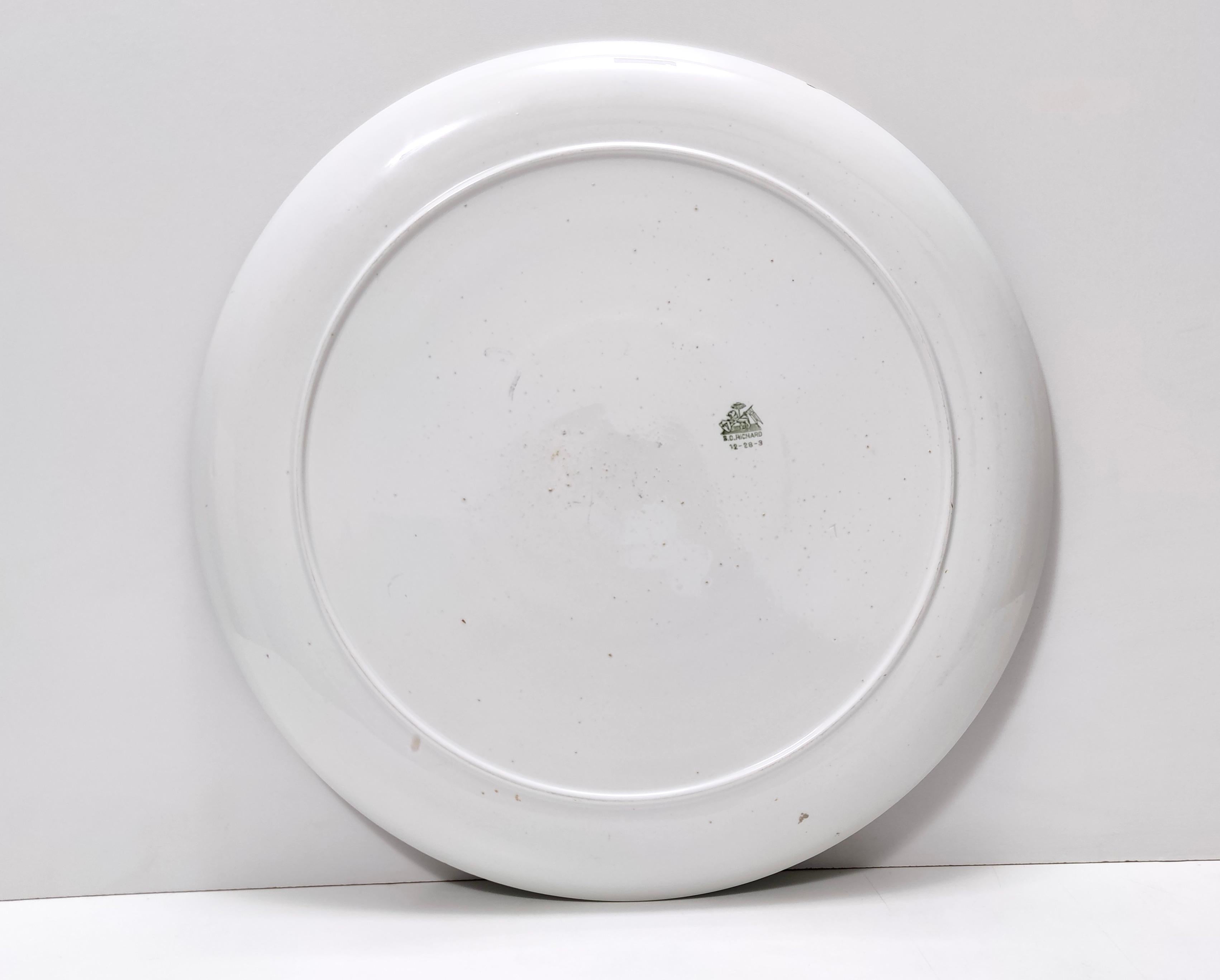 White Lacquered Ceramic Dessert Plate by Ginori Ascribable to Gio Ponti, Italy For Sale 4