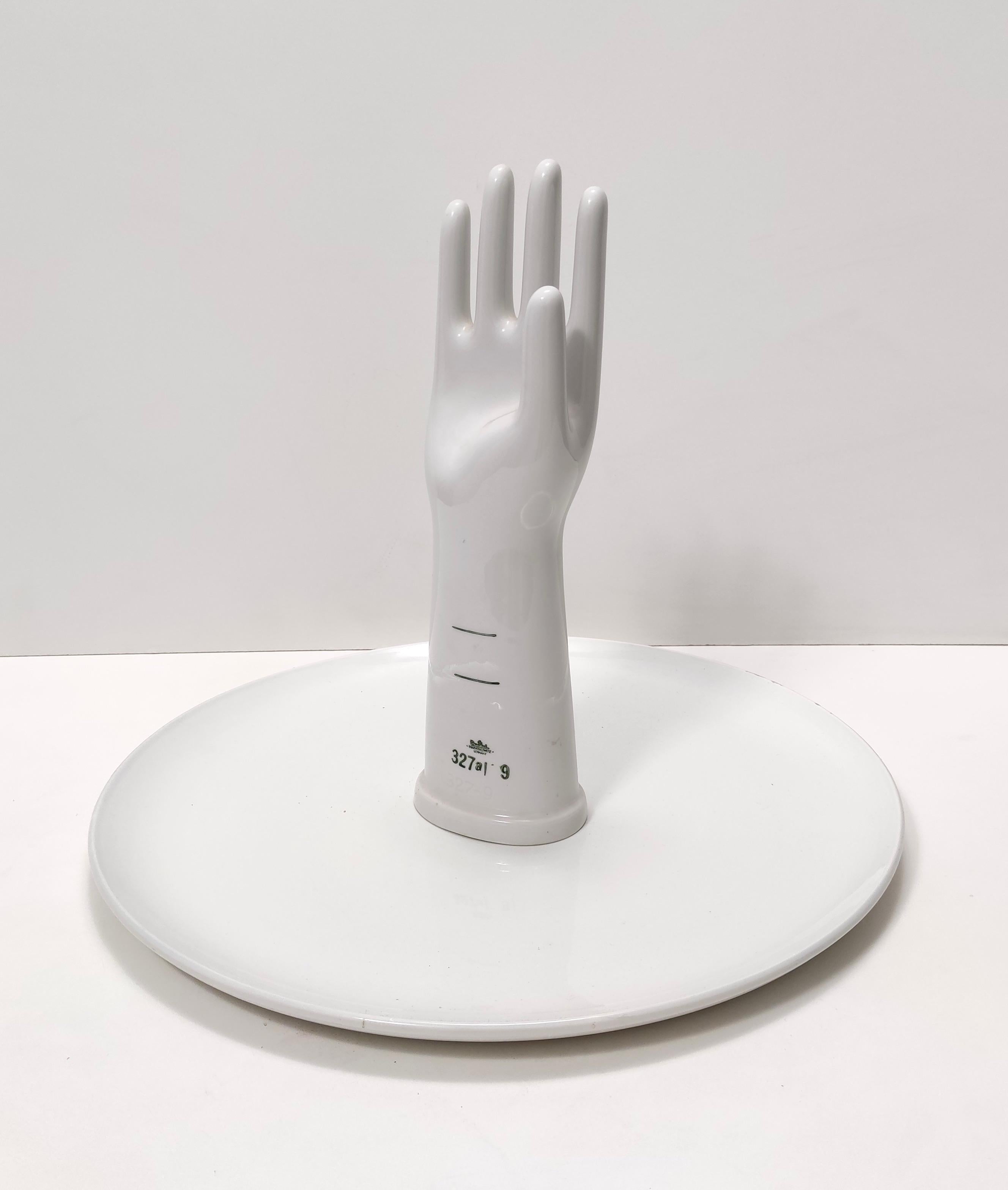 Plato de postre de cerámica lacada blanca de Ginori atribuible a Gio Ponti, Italia Moderno de mediados de siglo en venta
