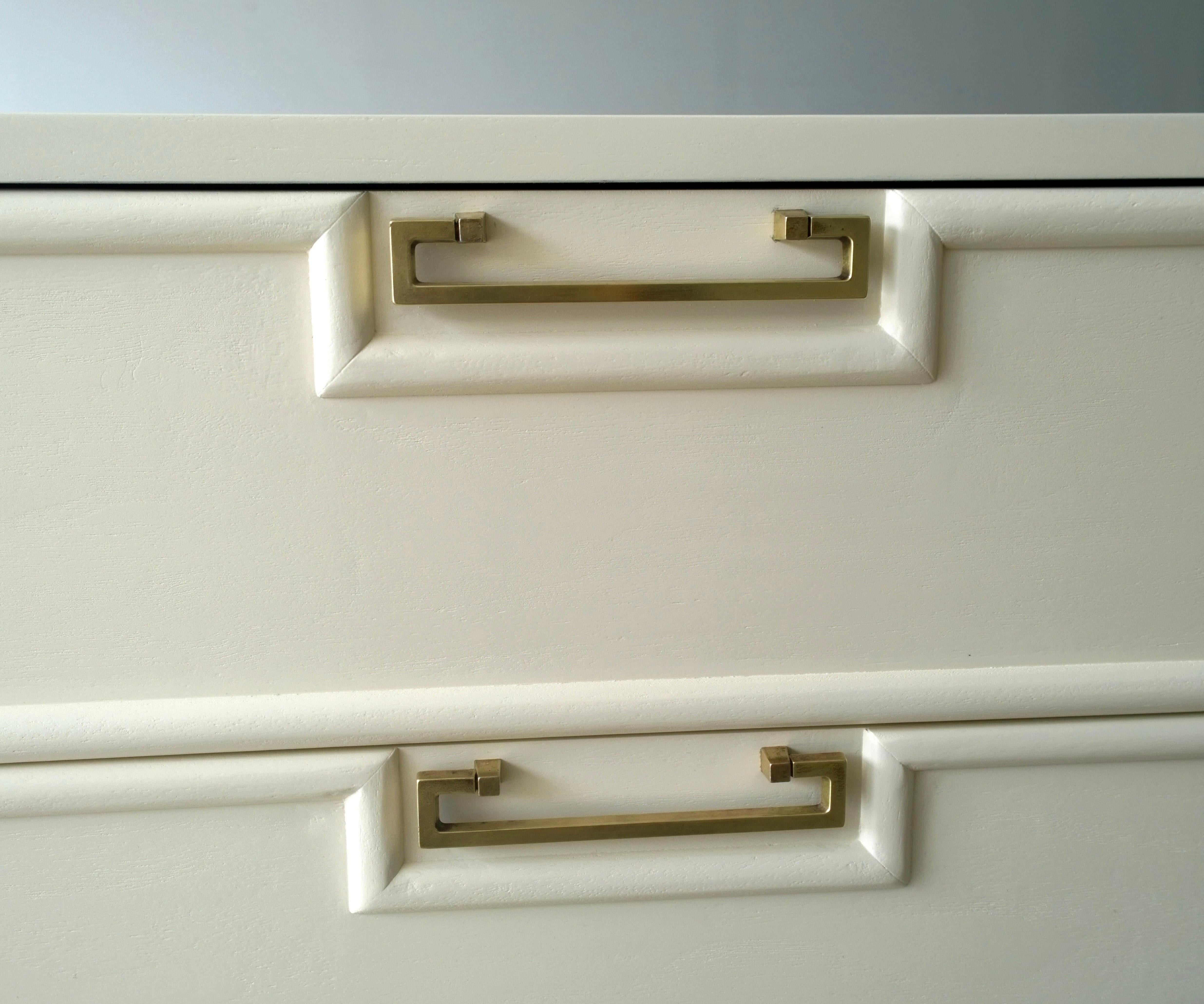 White Lacquered Chinoiserie Style Chest of Drawers with Black Base & Brass Pulls For Sale 1