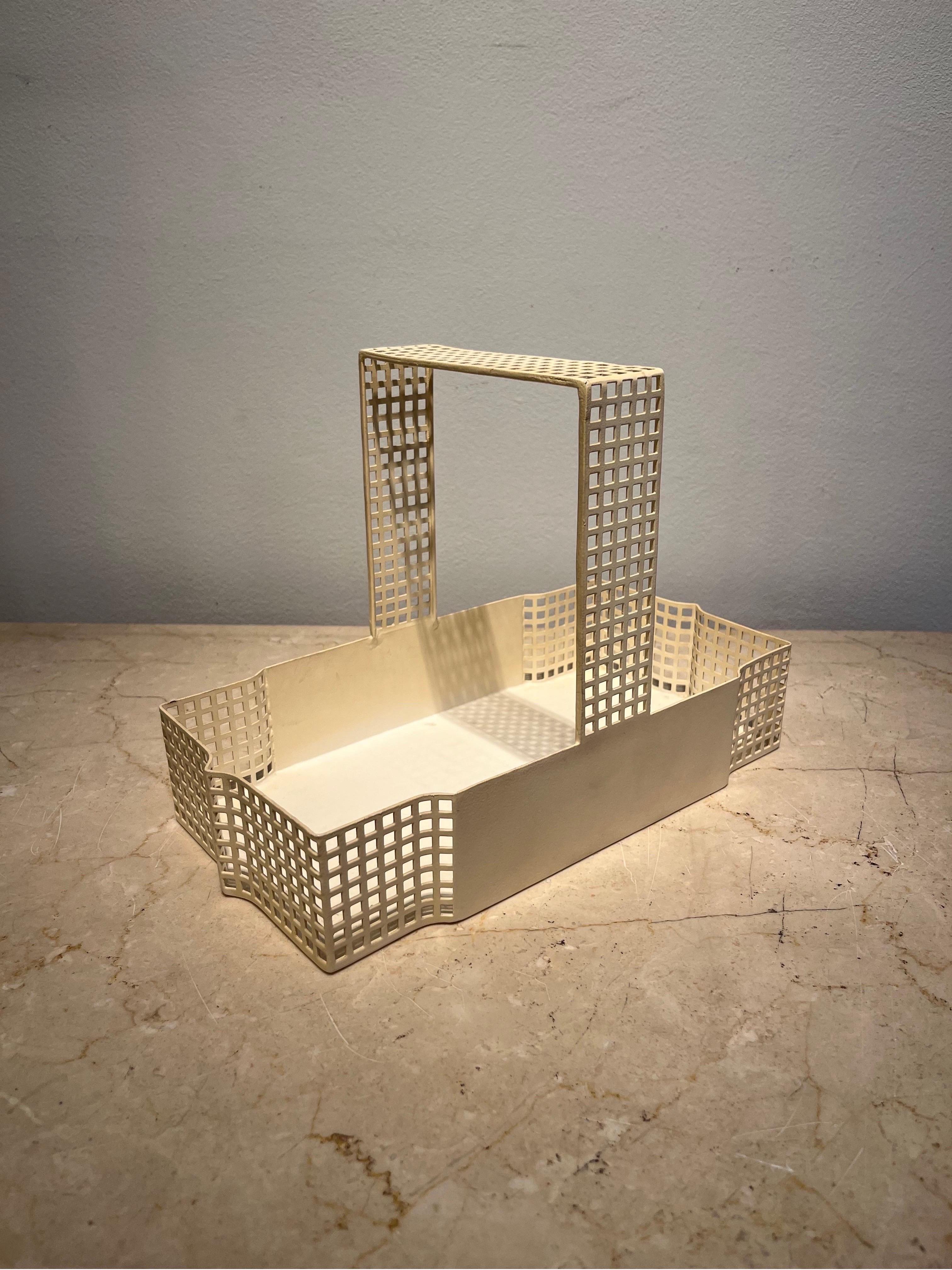 White Lacquered Metal Basket by Josef Hoffman for Bieffeplast, 1980s For Sale 4