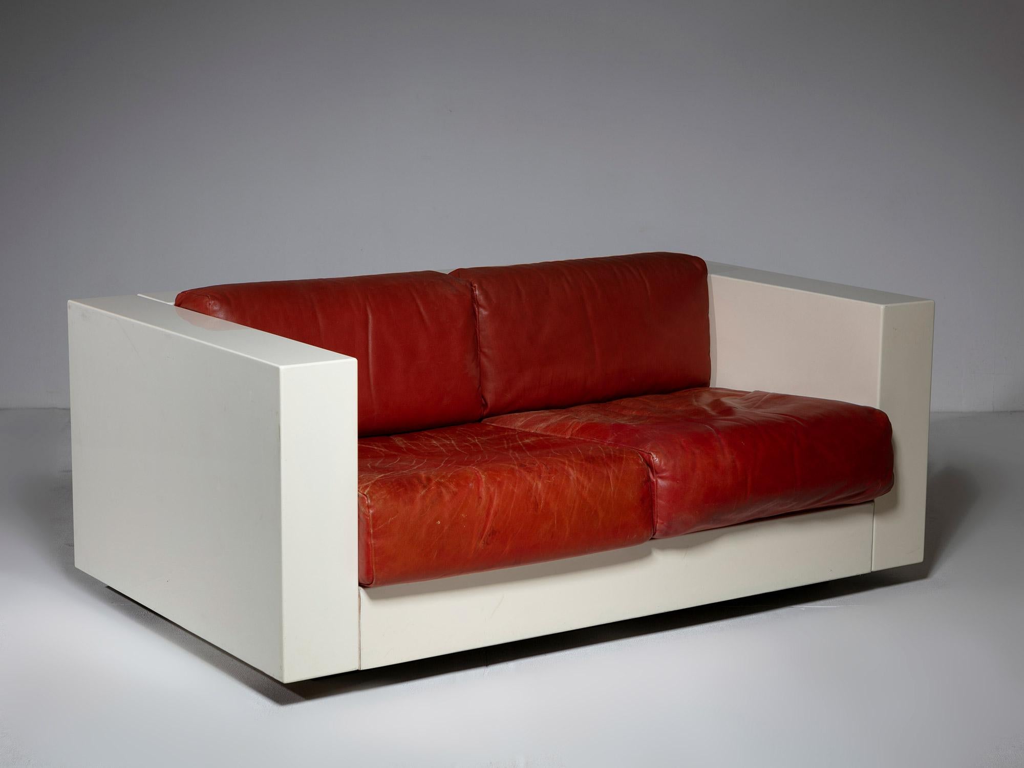 White Lacquered 