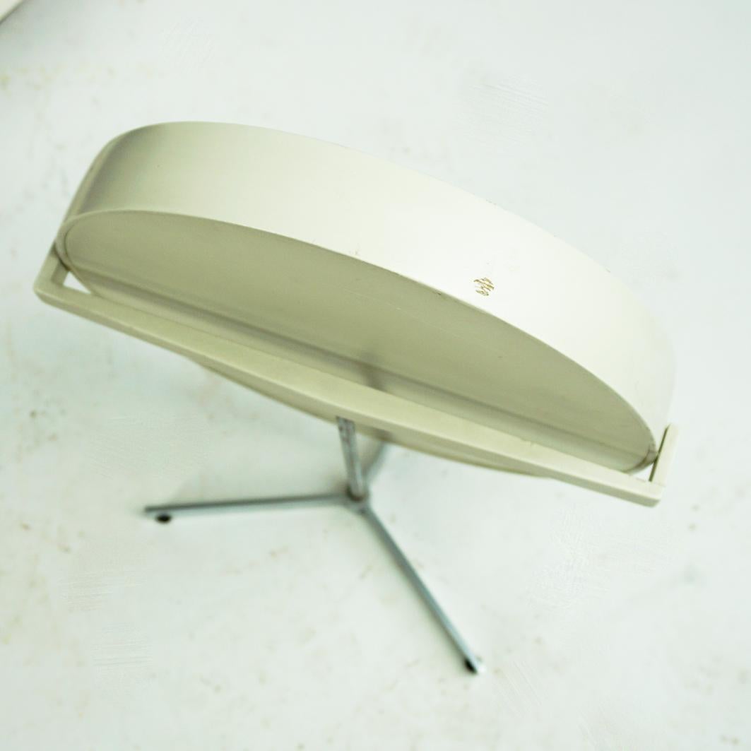 Mid-20th Century White Lacquered Scandinavian Table Mirror by U. & Ö. Kristiansson for Luxus For Sale