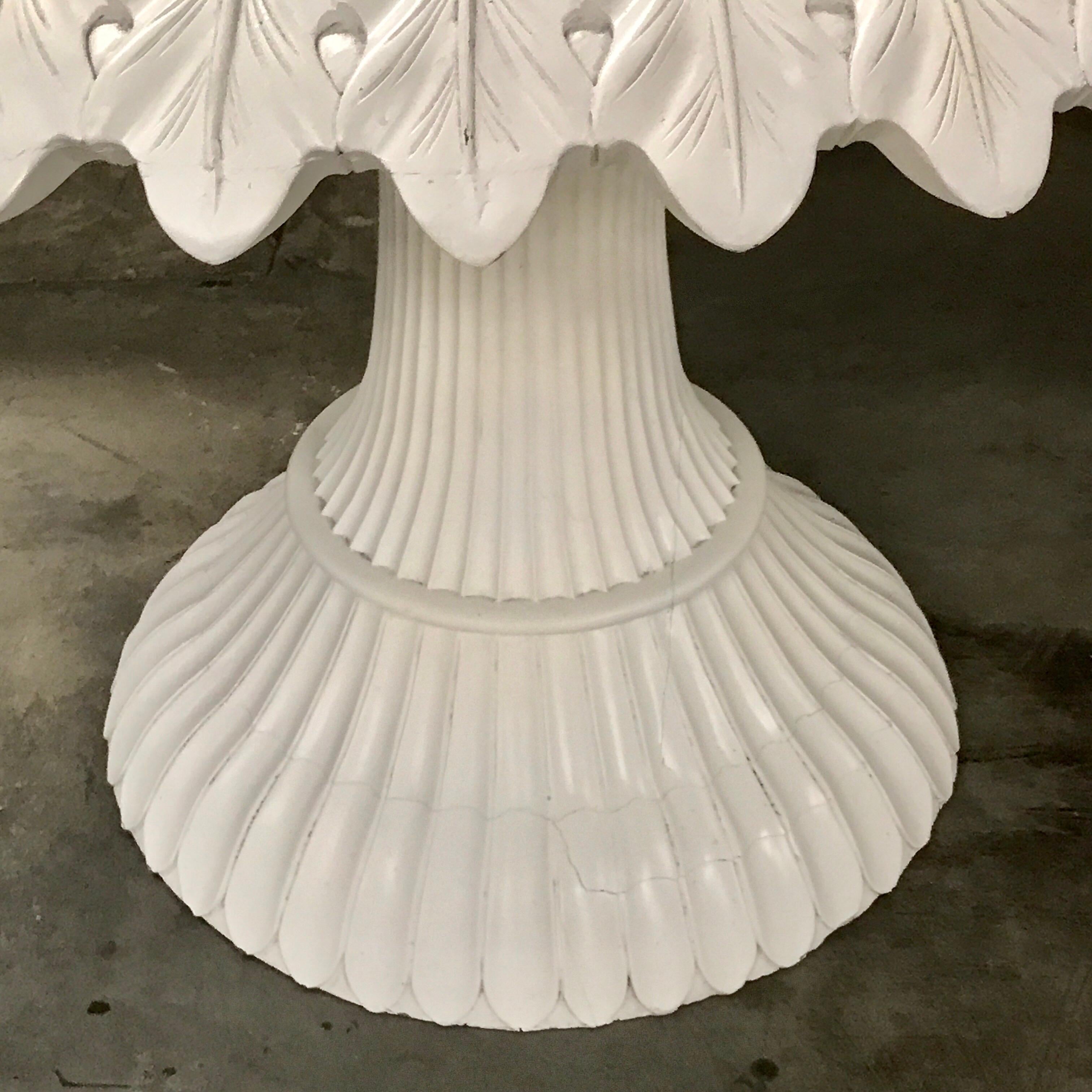 Mid-Century Modern White Lacquered Sculptural Sunflower Table, in the Manner of Pedro Friedeberg For Sale