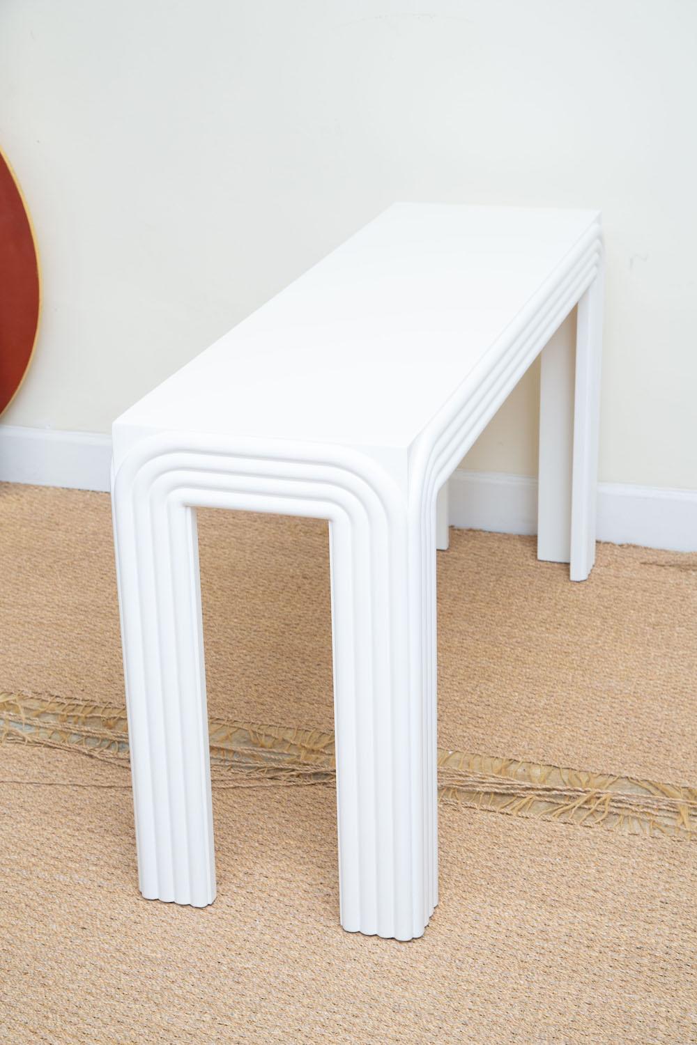 White Lacquered Over Wood Banded Console or Sofa Table Vintage For Sale 4